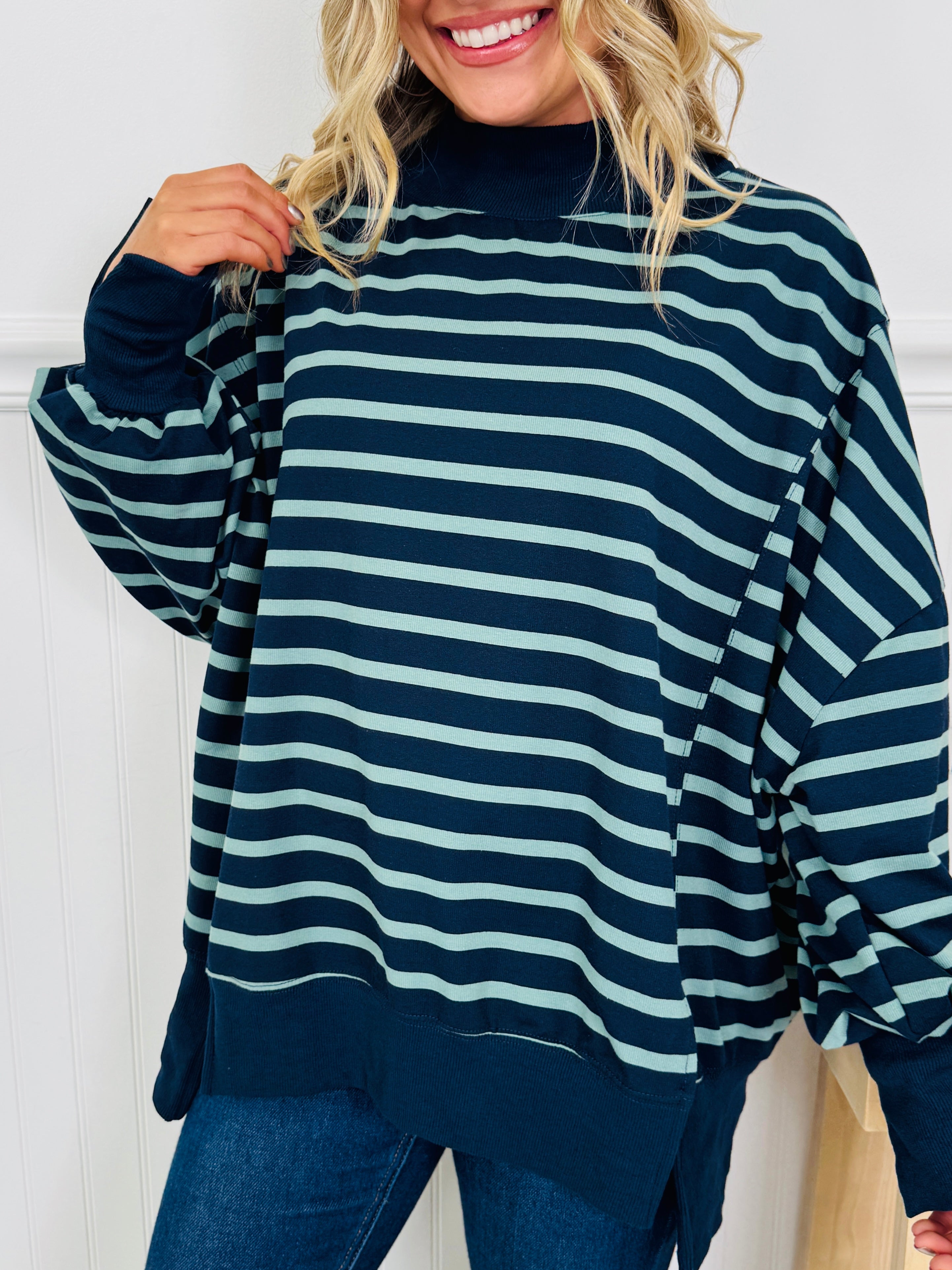 Stripe Up Your Alley Pullover In Navy – MOCO Boutique