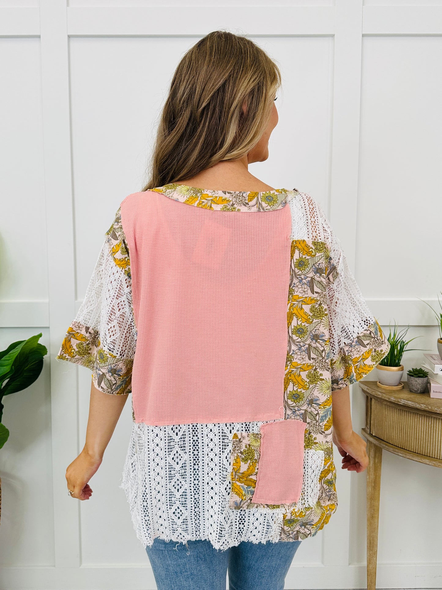 Wandering Mind Top in Salmon Pink