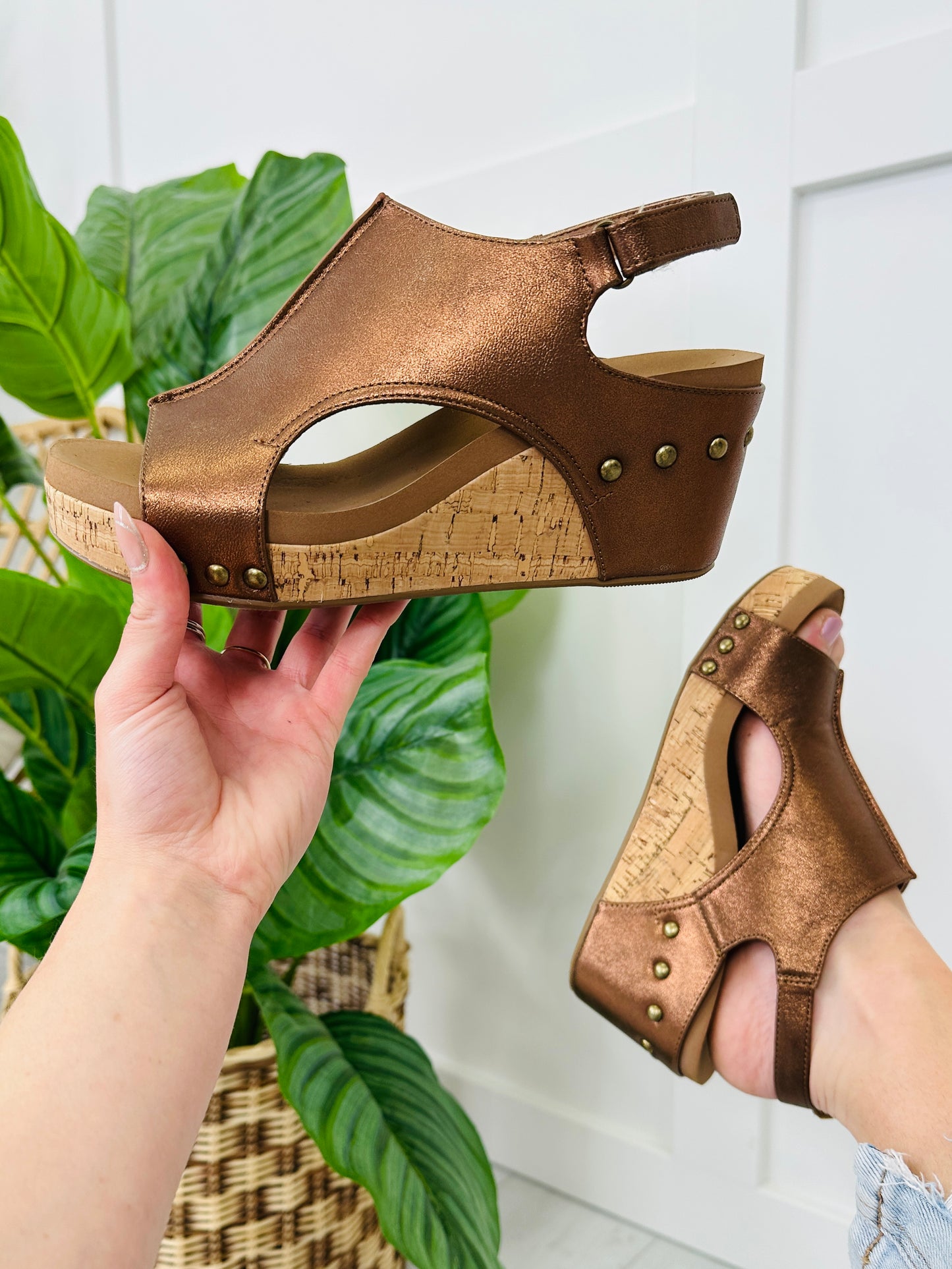 Gleaming Heights Wedges
