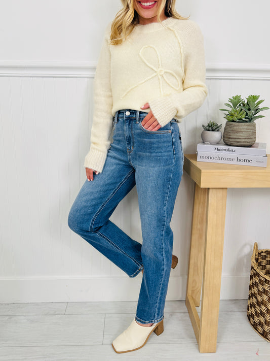 Judy Blue Confidently Classic Ankle Straight Jeans