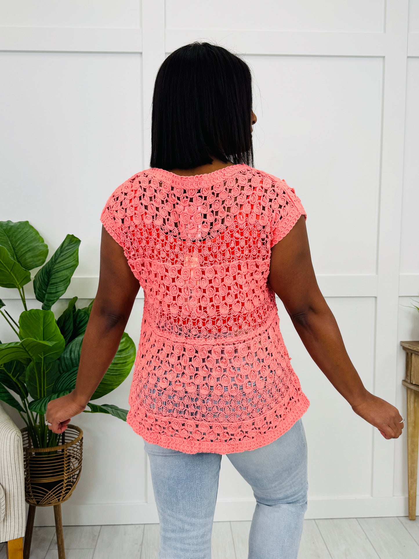 Off-Duty Babe Top In Neon Peach