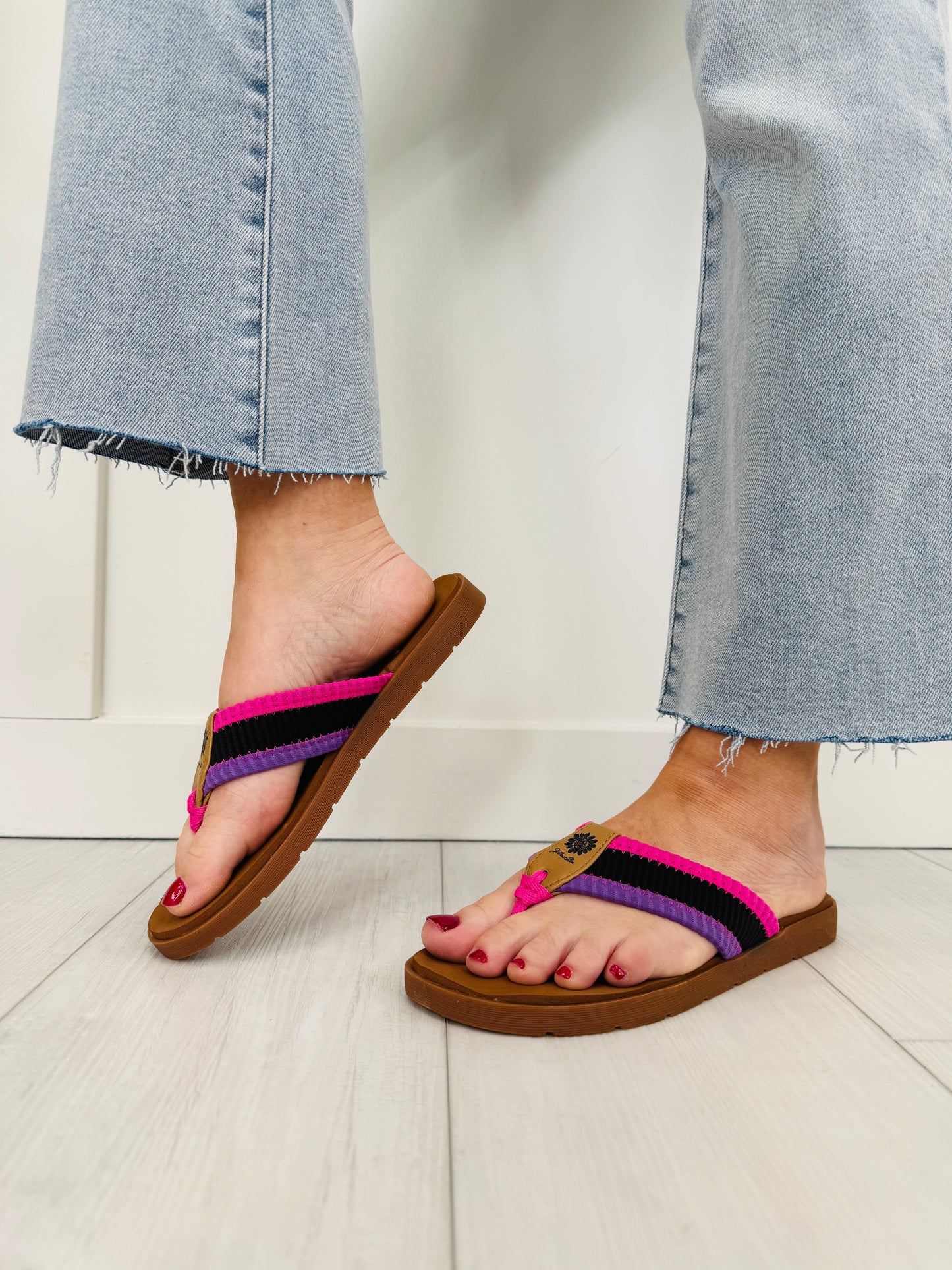 Heatwave Harmony Flip Flops In Black Multi