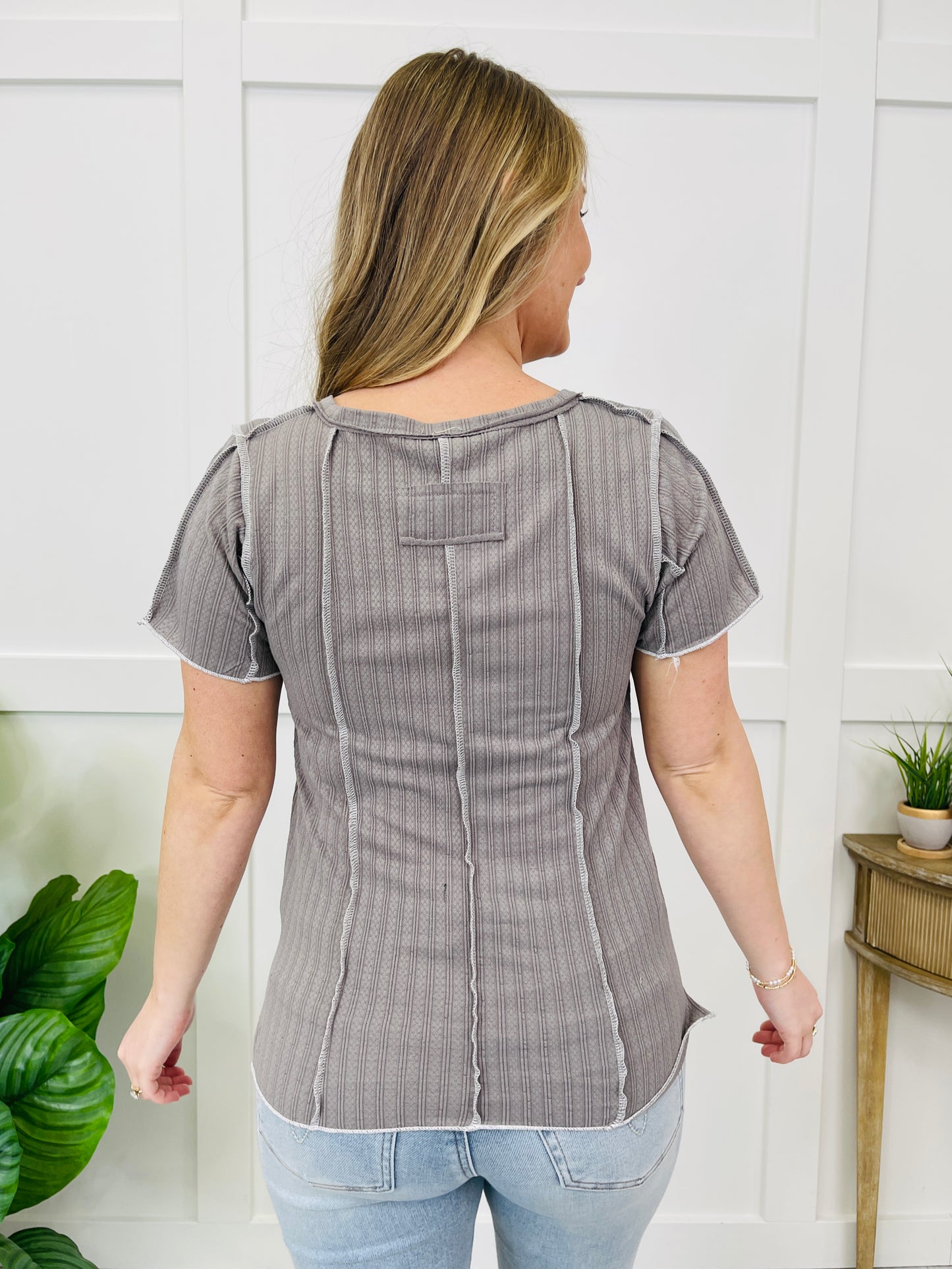 Hue Harmony Pullover in Grey
