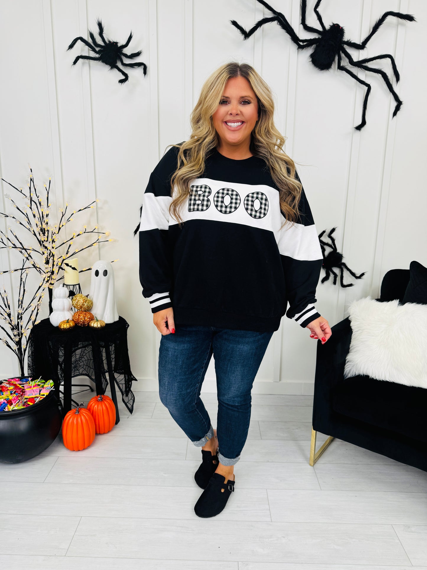 Hey Boo Crewneck
