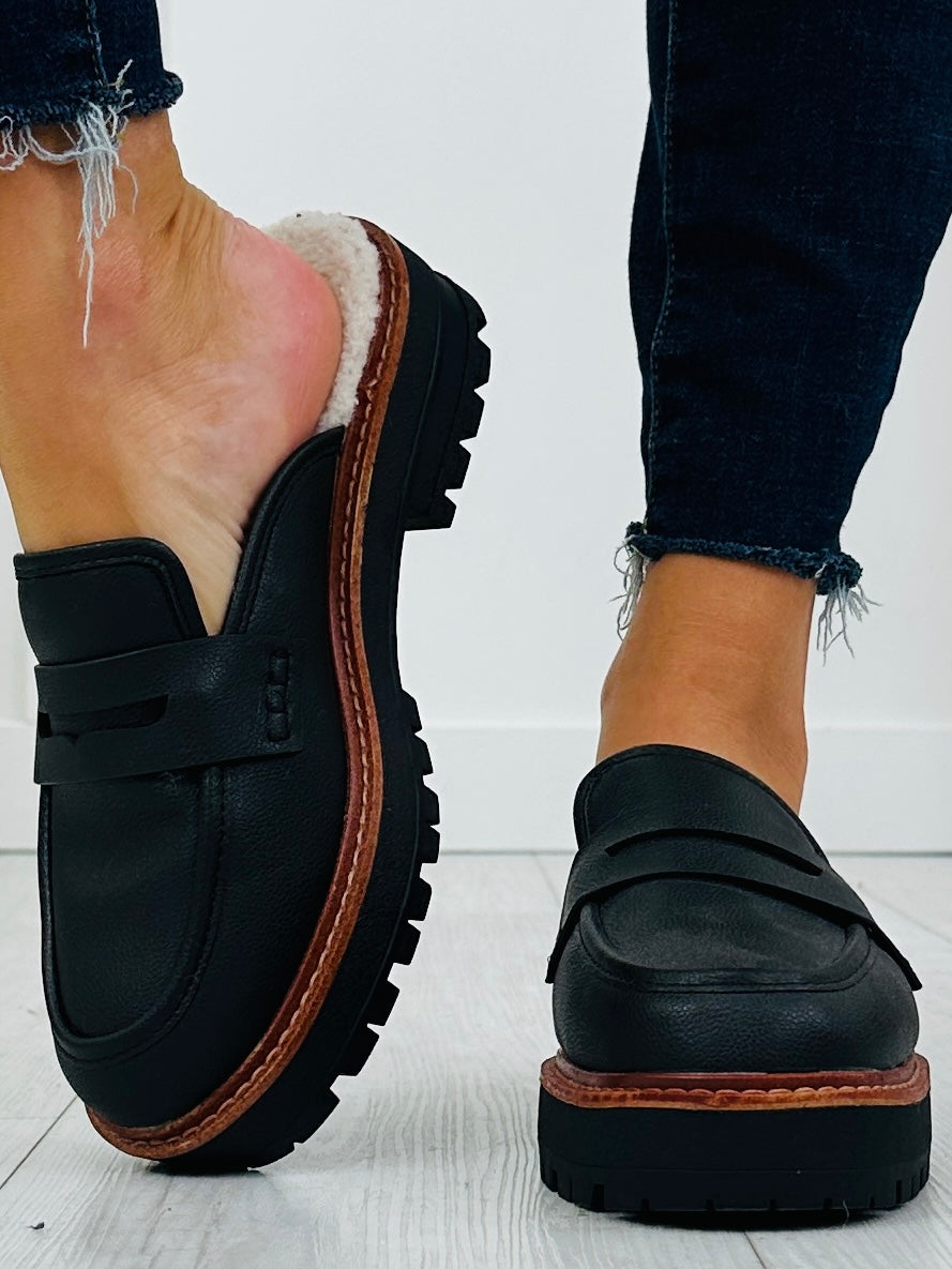 The Cozy Commander Mules in Black
