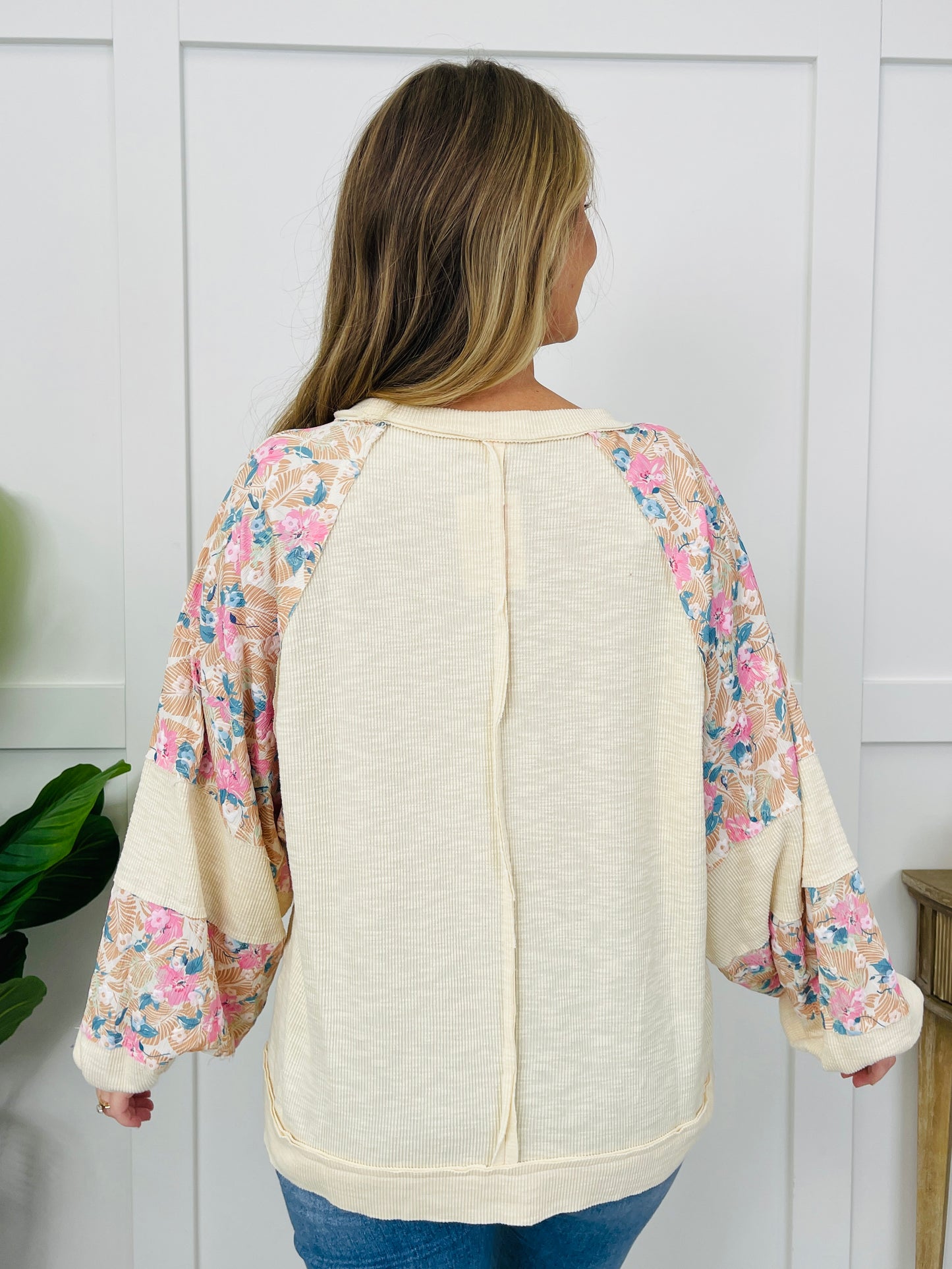 Urban Escape Sweater in Cream Multi