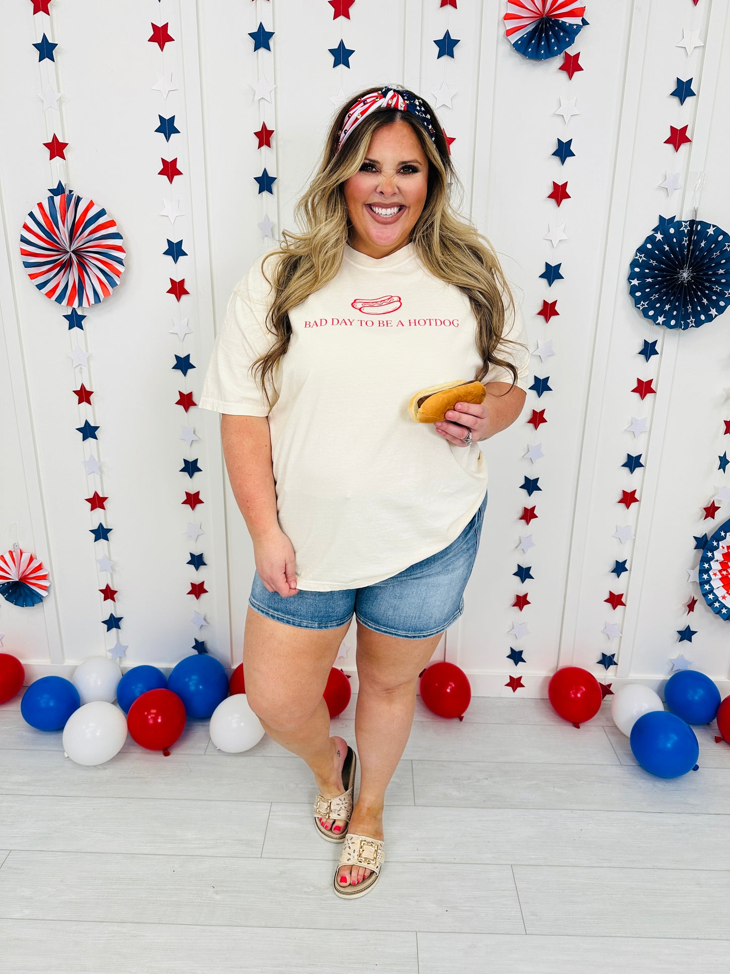 Vintage Bad Day To Be A Hot Dog Graphic Tee