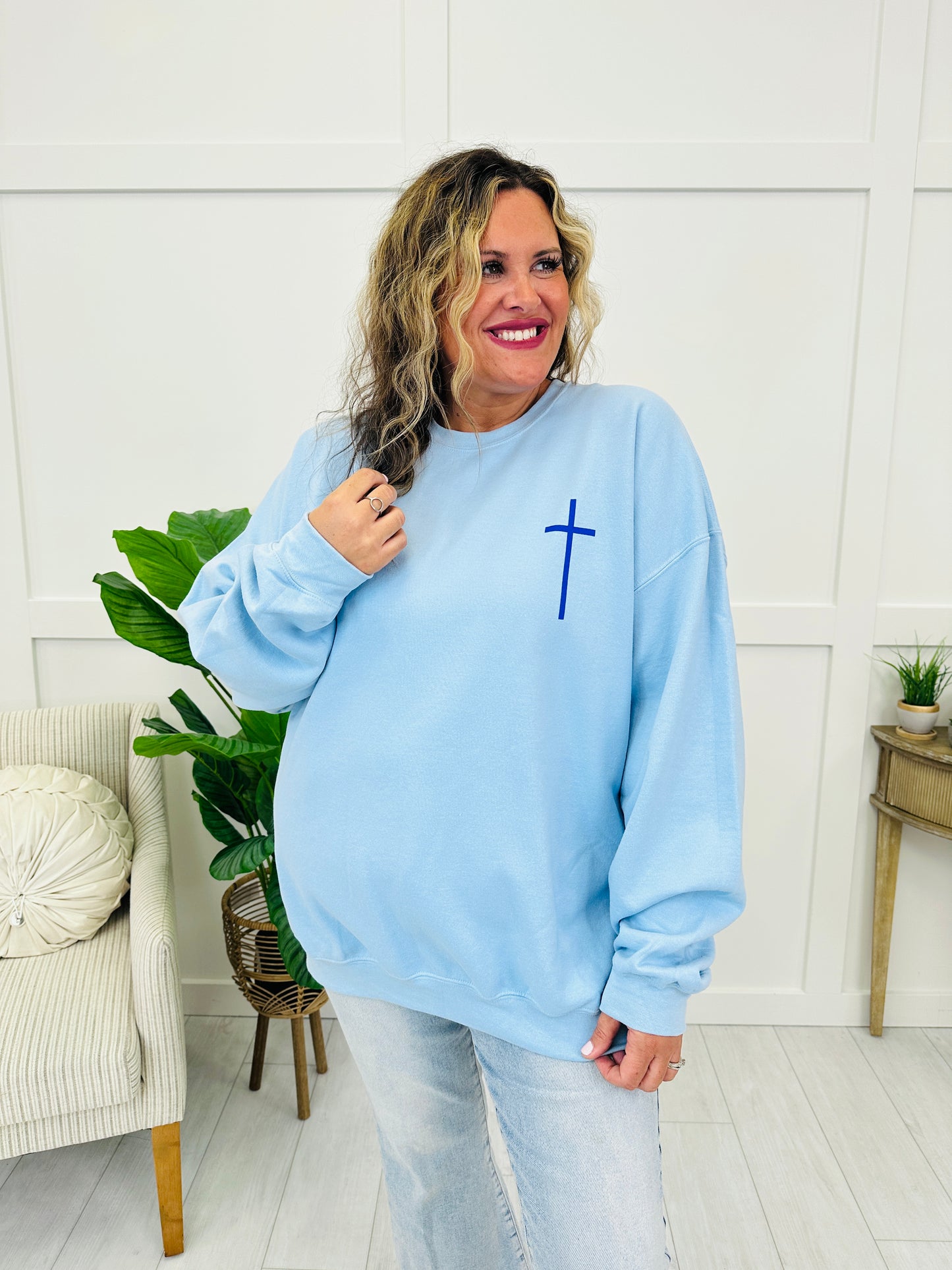 Philippians 4:13 Graphic Crewneck Sweatshirt