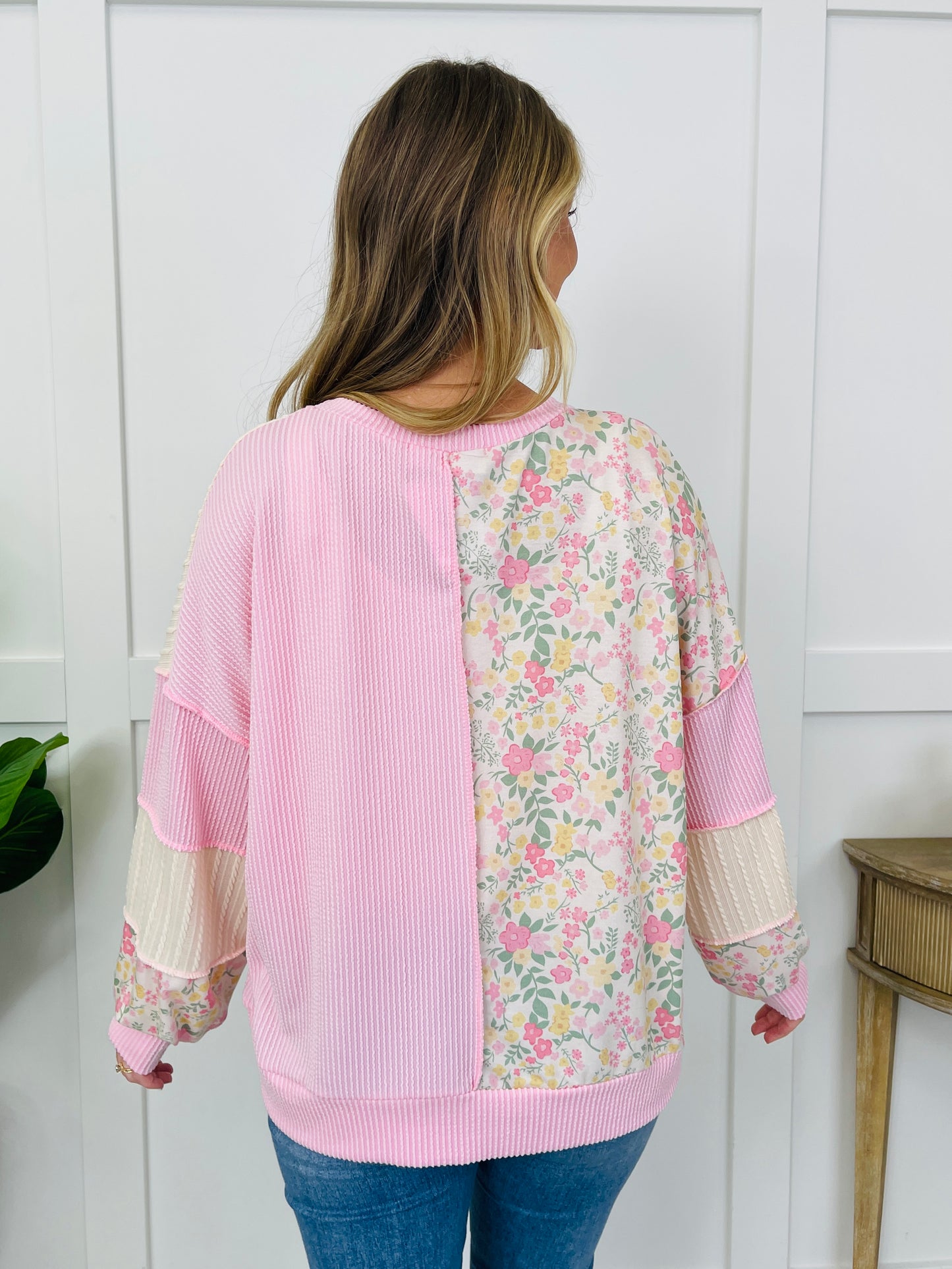 Mixed In The Meadow Top In Pink