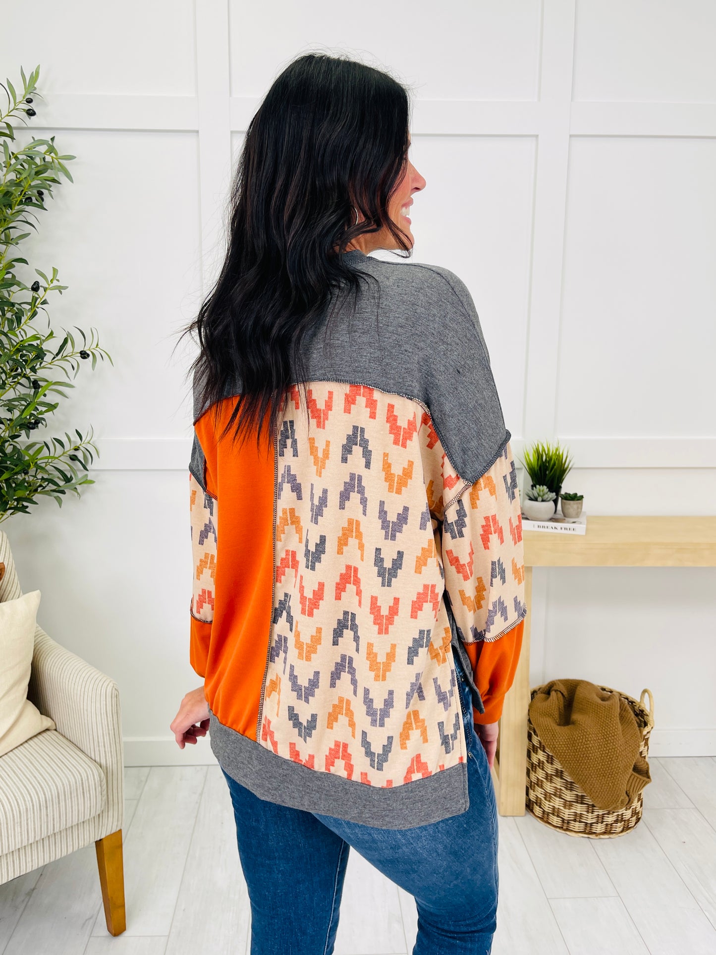 Flicker And Fade Pullover