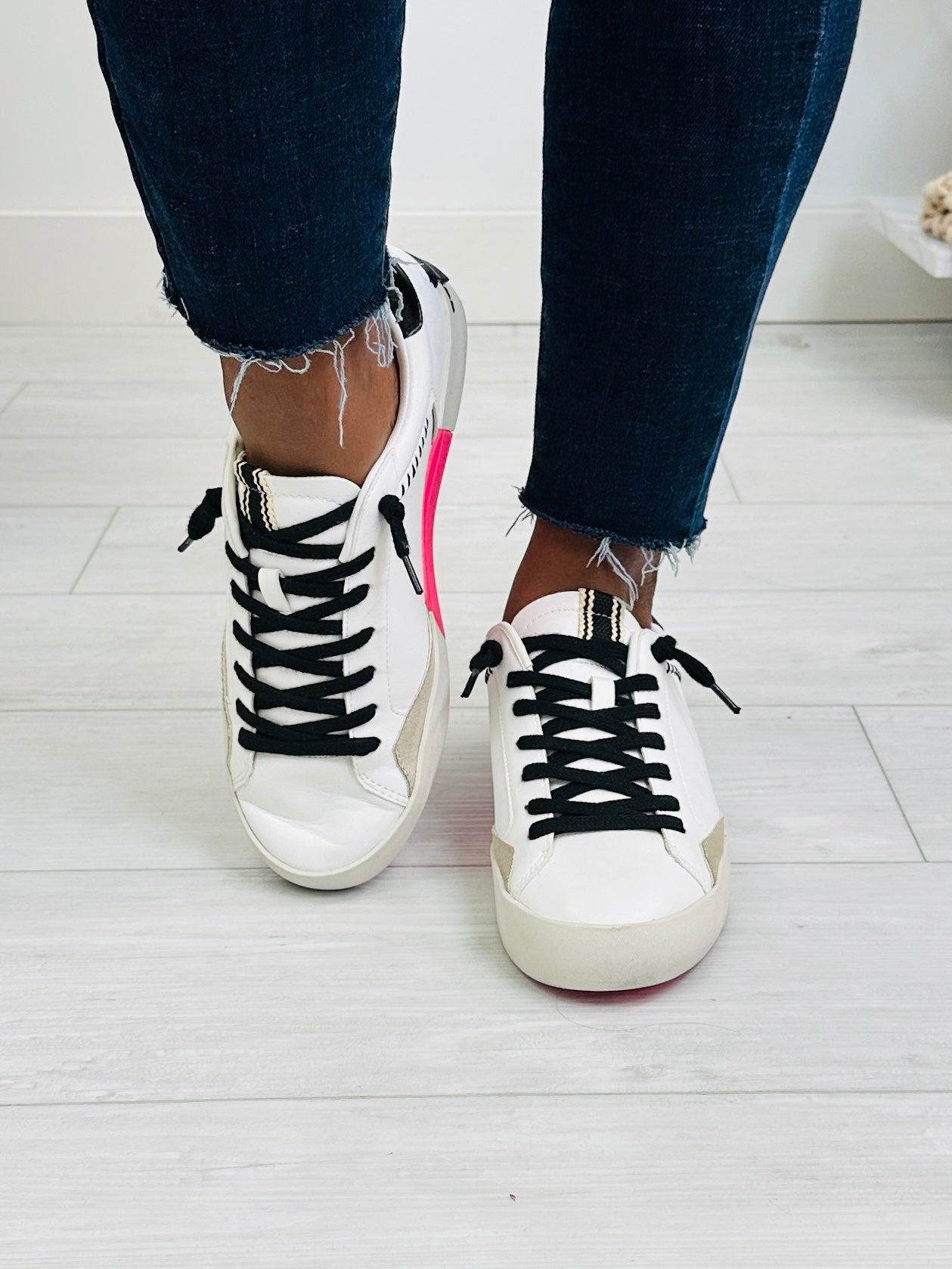 Shimmer Street Sneakers in Black/White