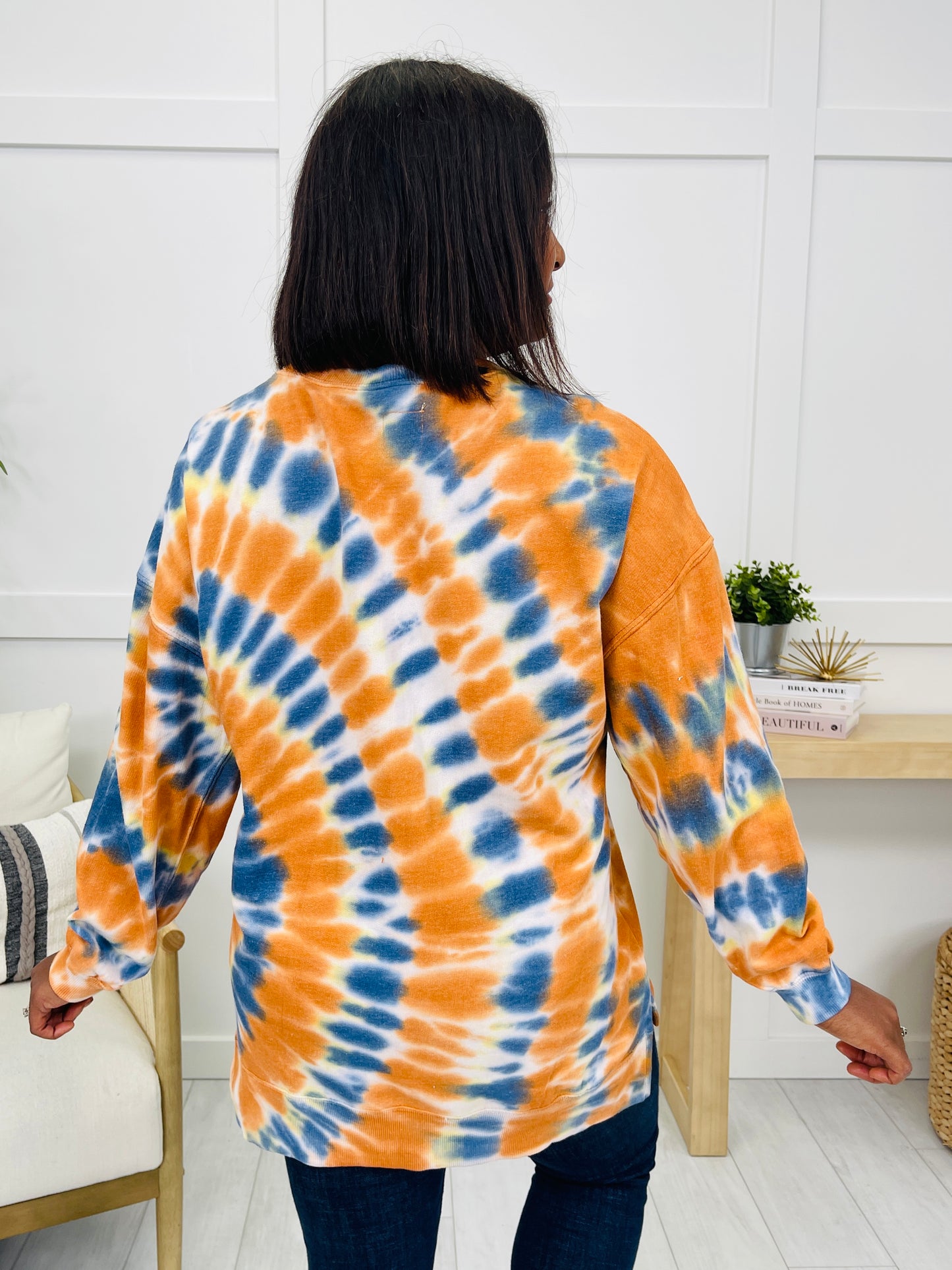 Tie The Vibes Pullover