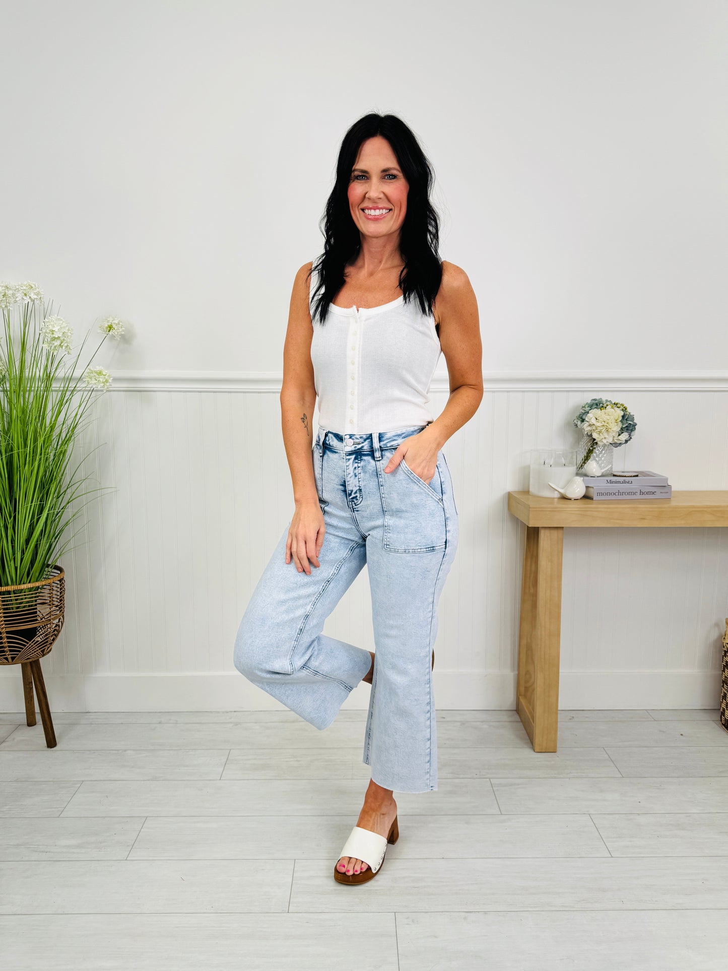 Current Crush Cropped Wide Leg Tummy Control Jeans