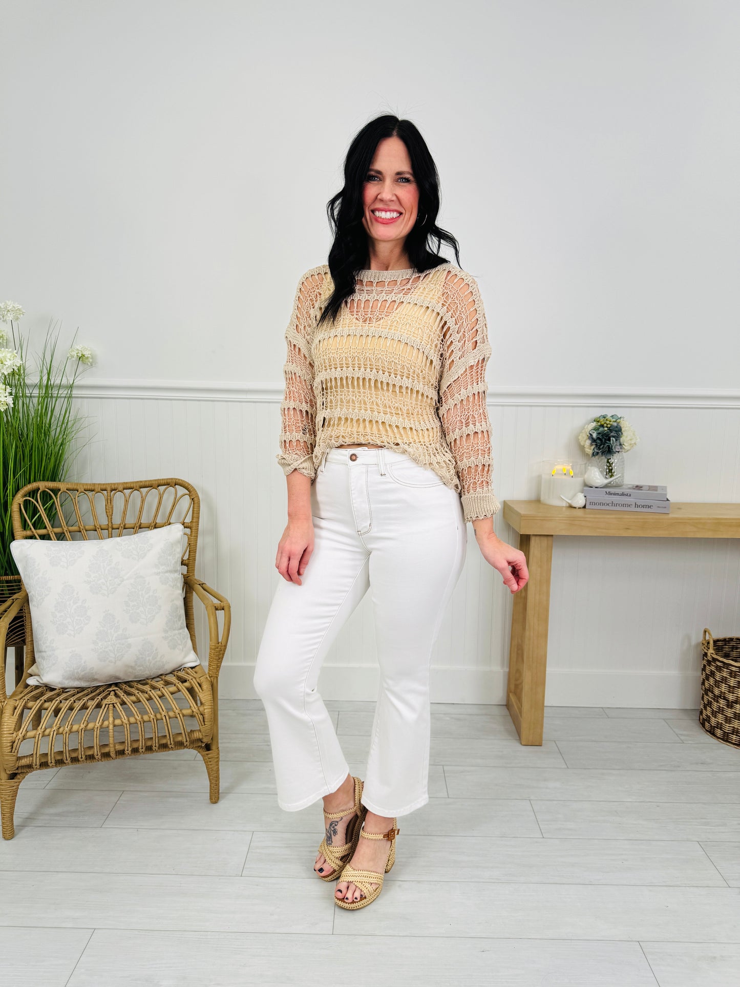 Judy Blue White Wash Kick Flare Jeans