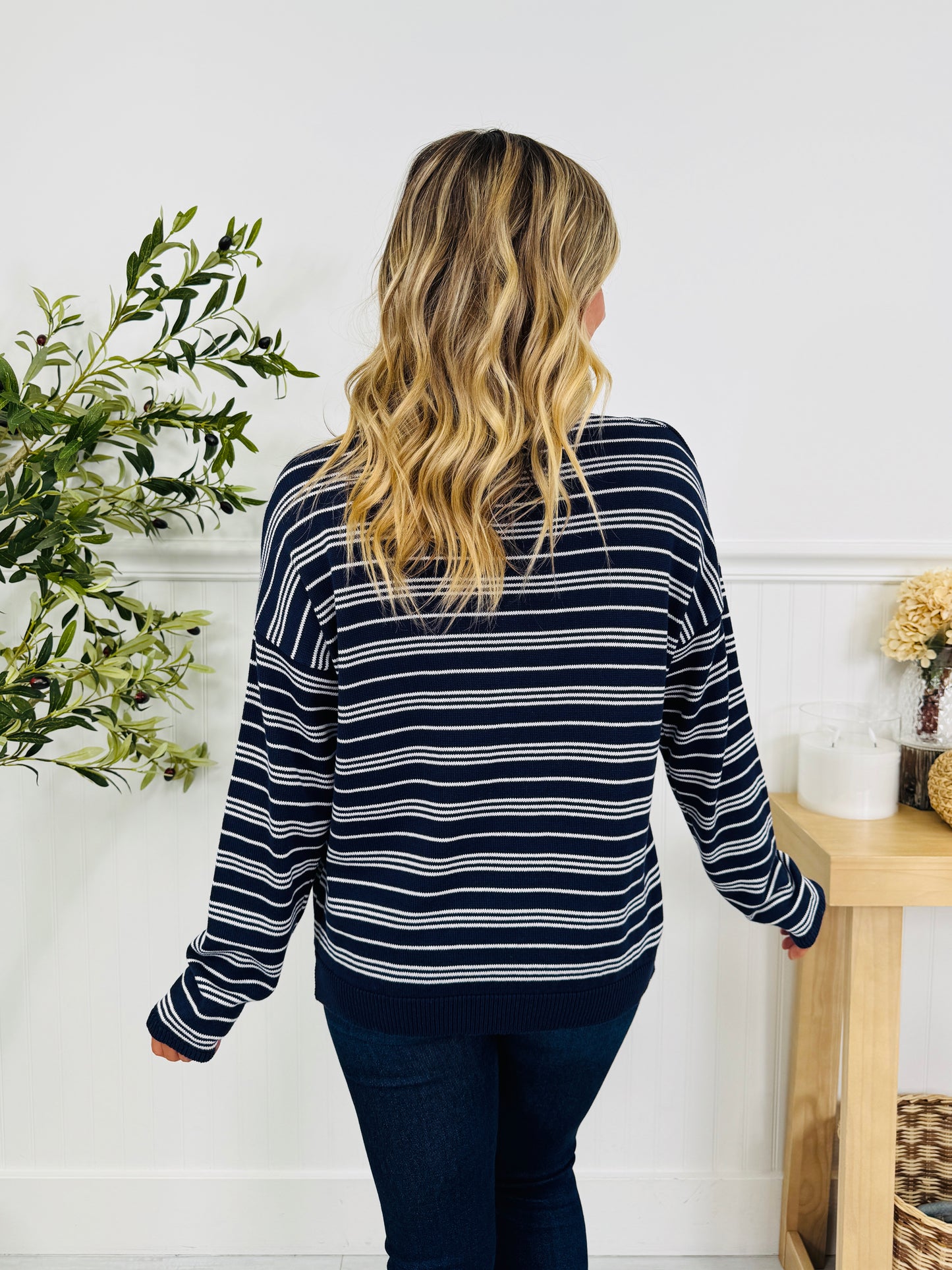 Fine Line Top In Navy