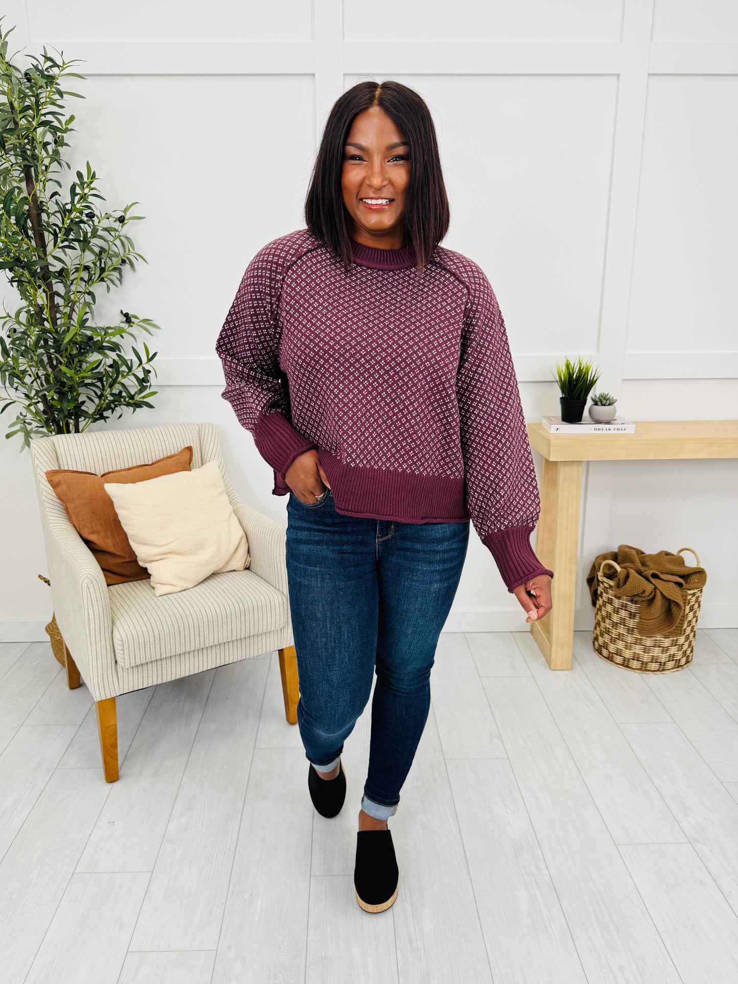 Harvest Hues Pullover in Dark Cherry/White