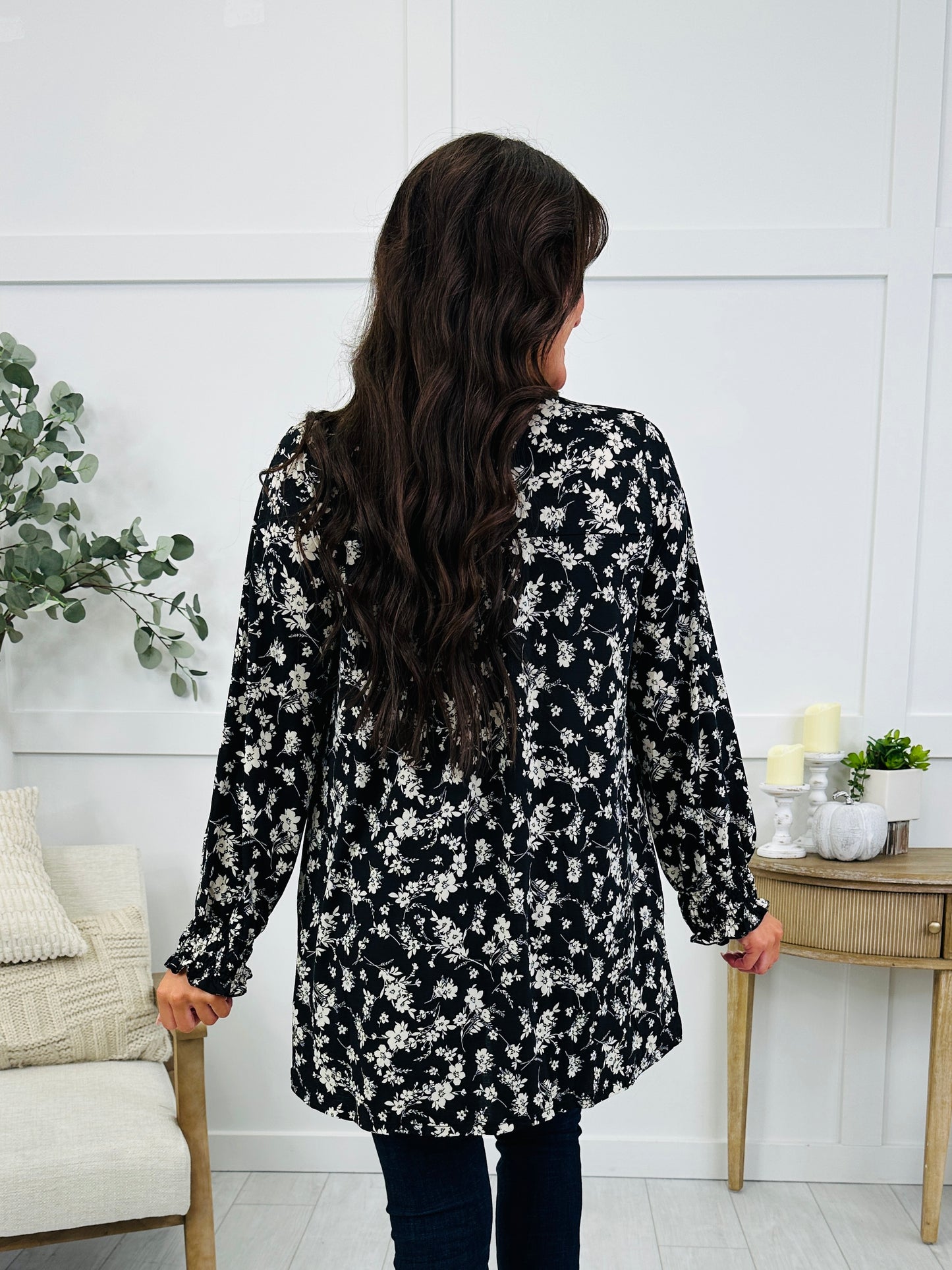Black & Bloom Cardigan