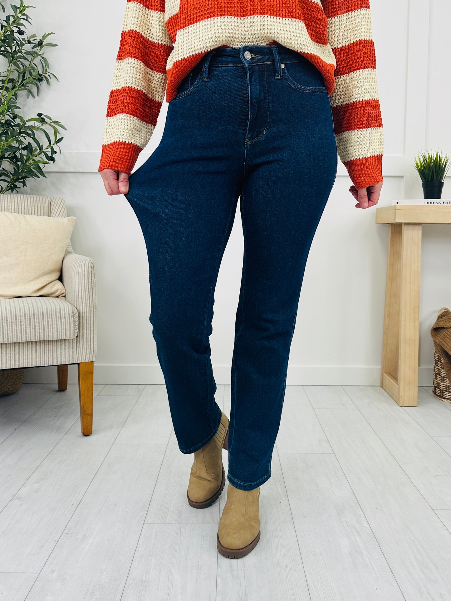 Judy Blue Crazy in Love Tummy Control Straight Leg Jeans