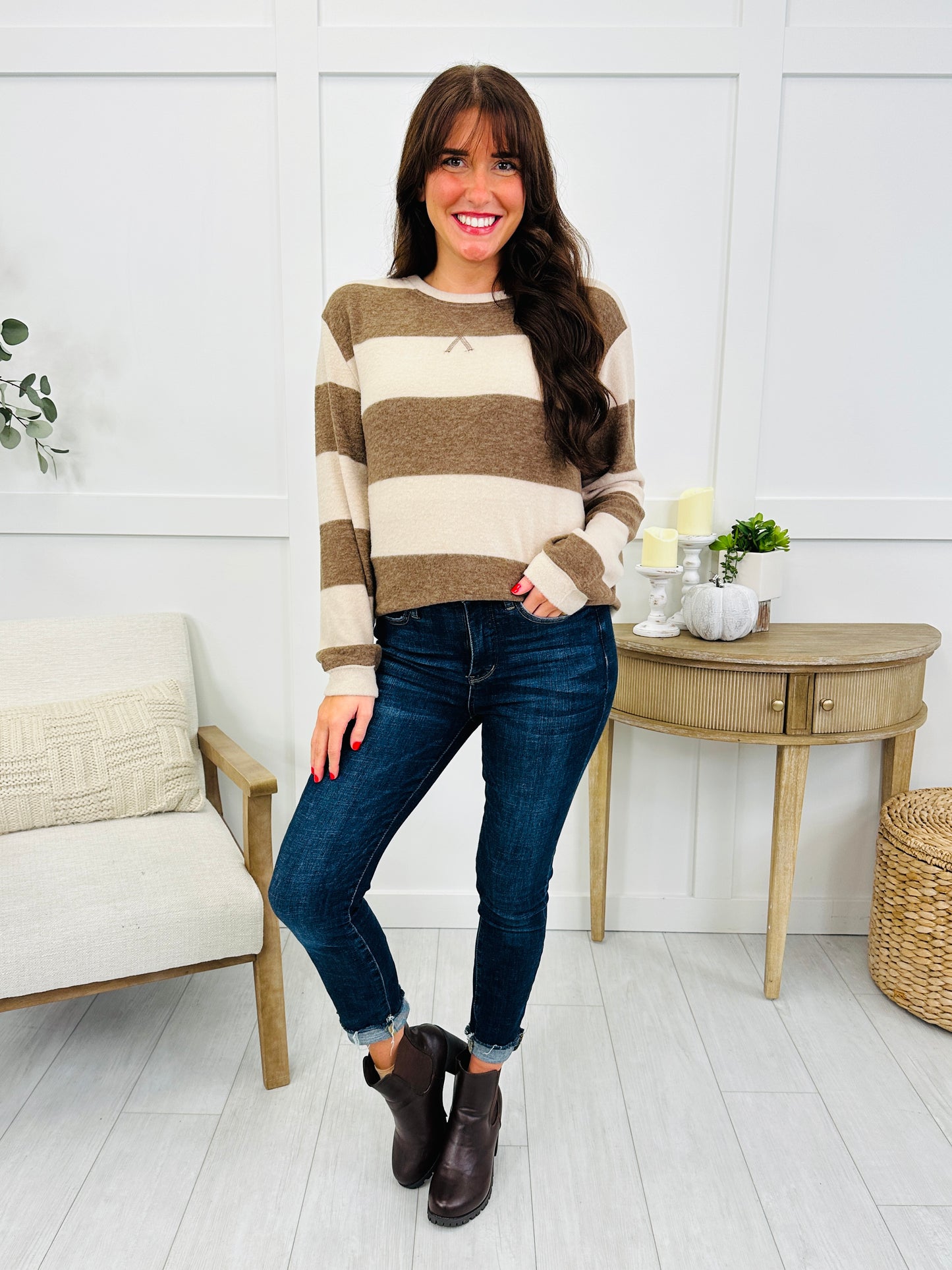 Campfire Comfort Pullover In Brown
