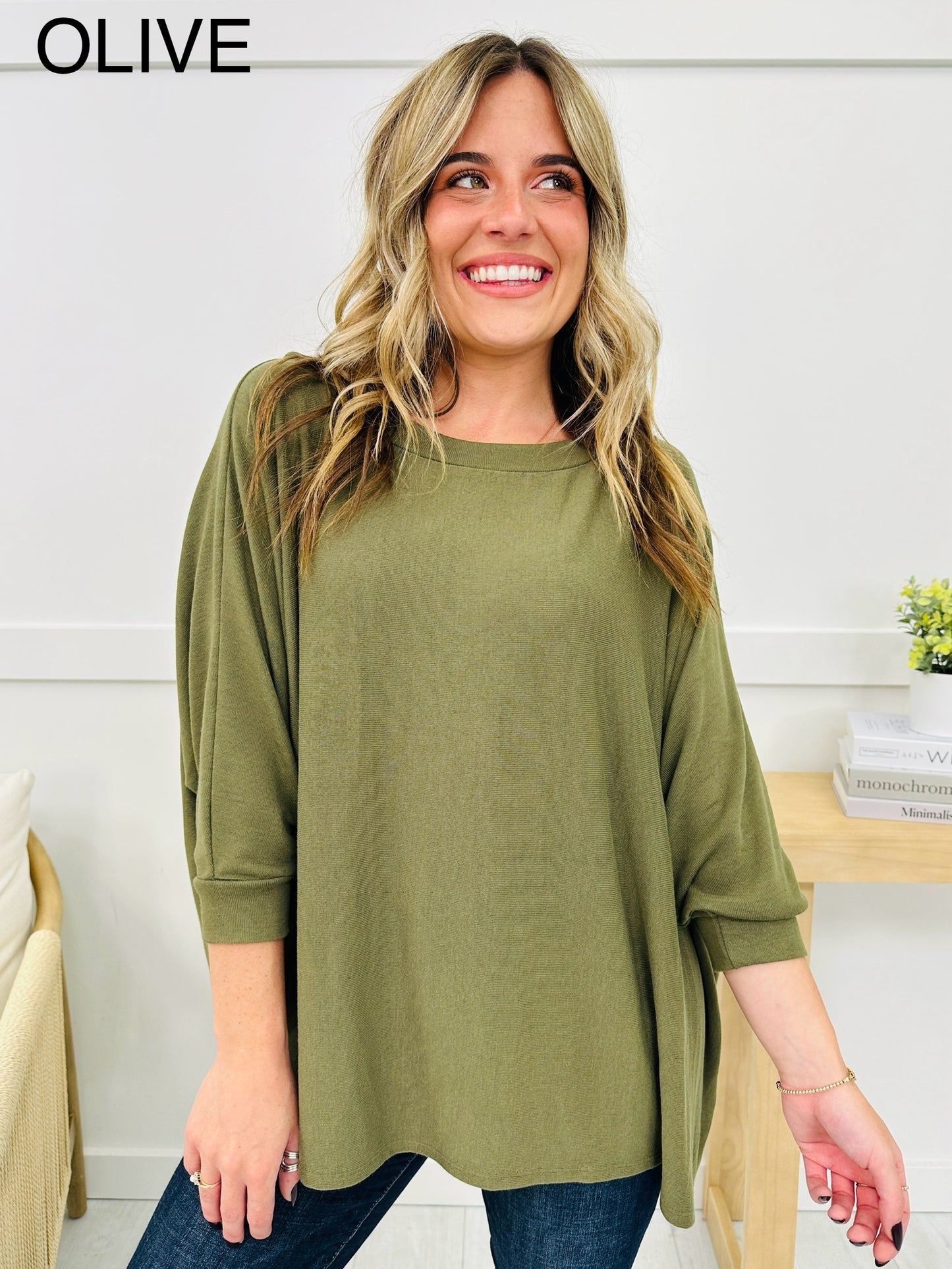 REG/CURVY Hello, Autumn Top-- Multiple Colors!