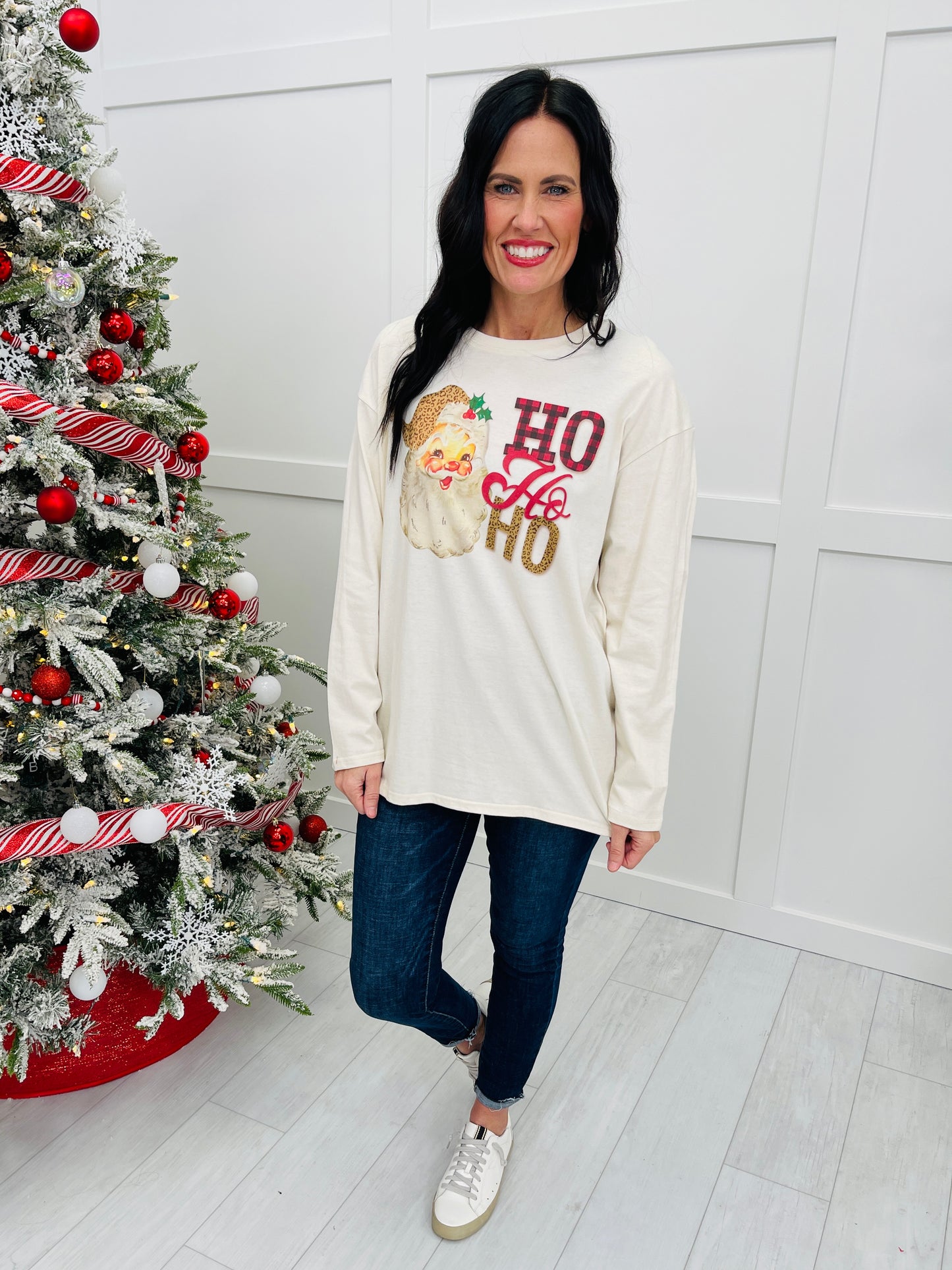 REG/CURVY Ho Ho Ho, Leopard Glow Graphic Tee