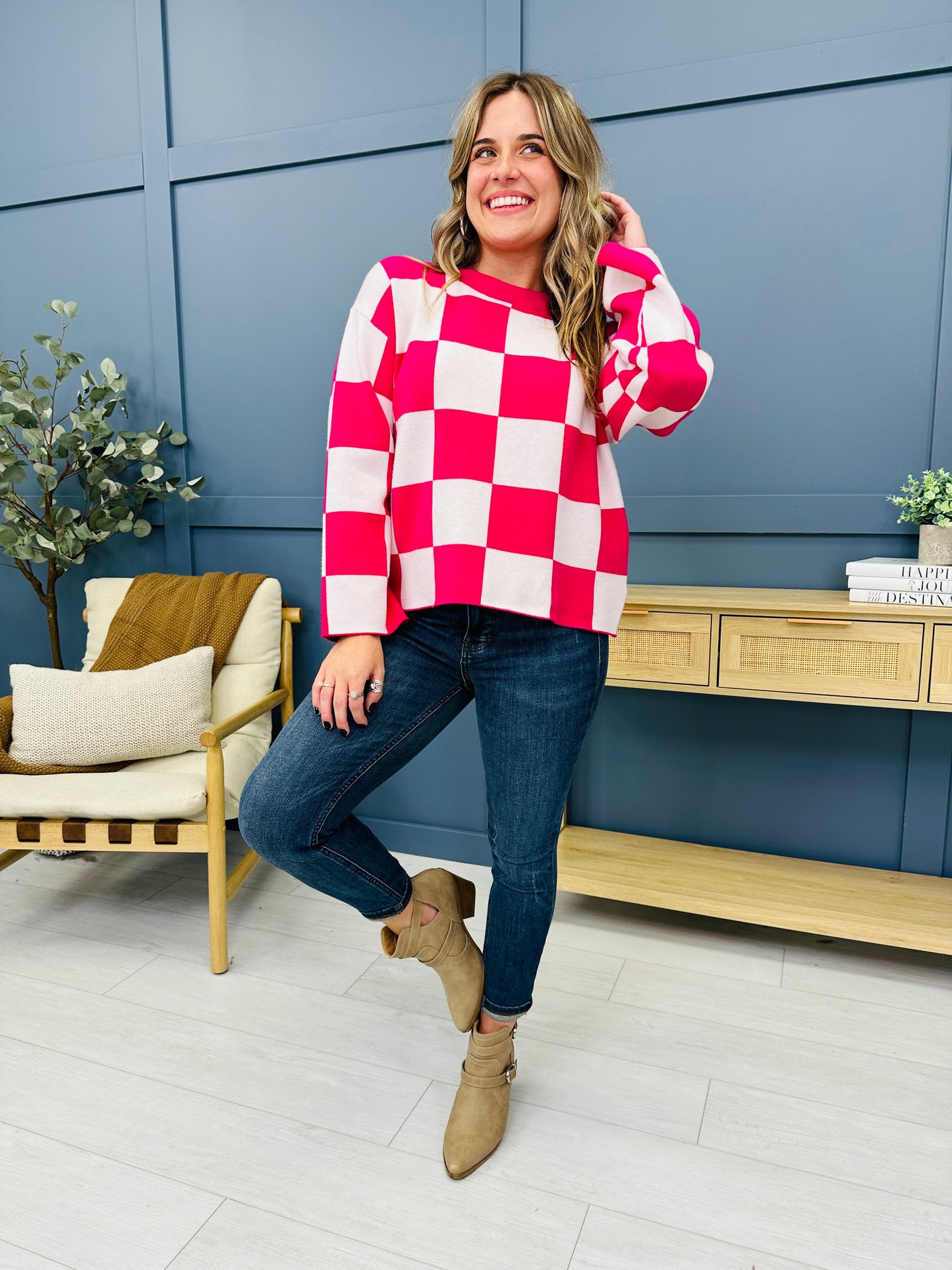 REG/CURVY Come Check This MOCO Exclusive Design Checkered Sweater- Multiple Colors!