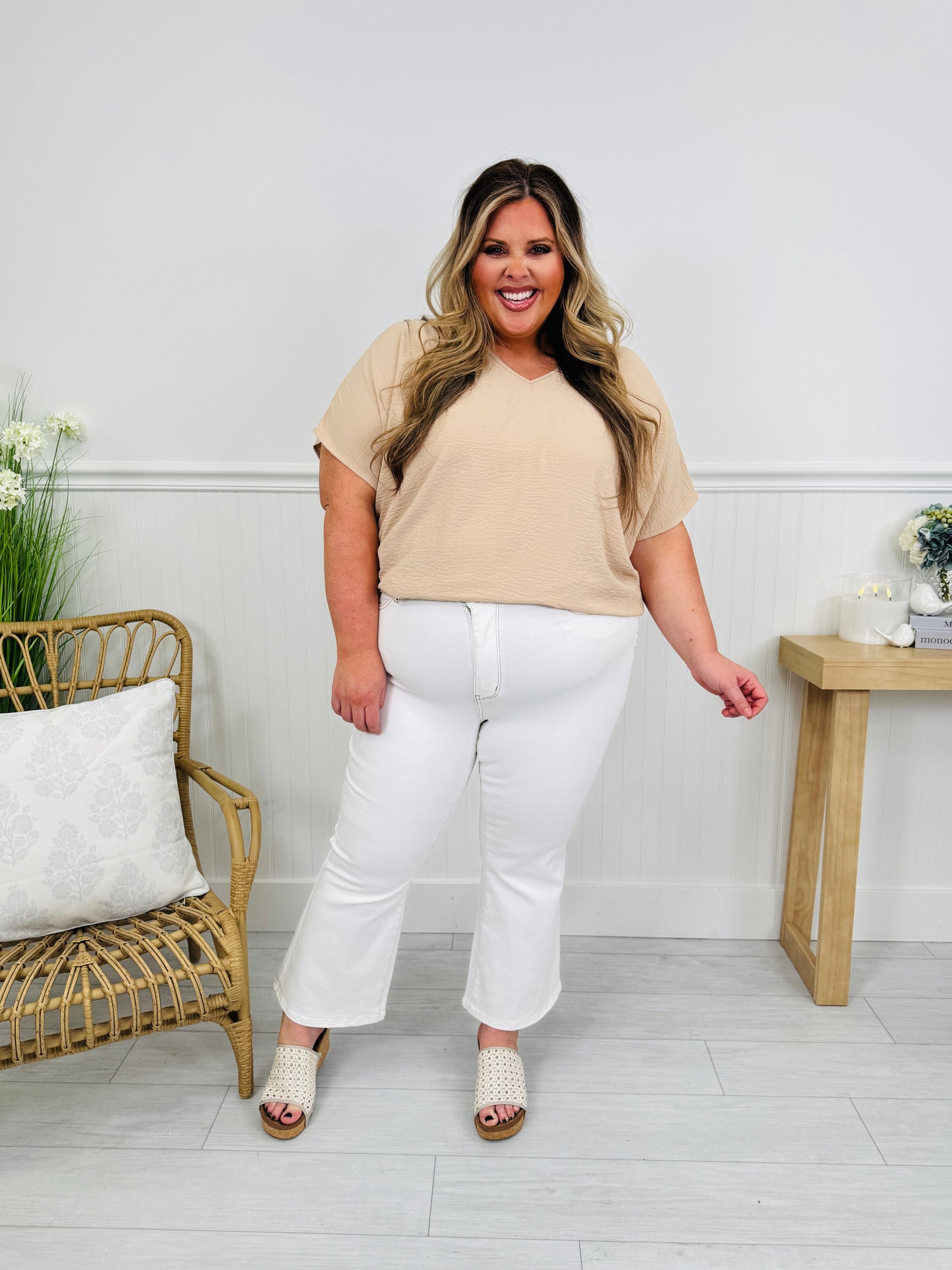 Judy Blue White Wash Kick Flare Jeans