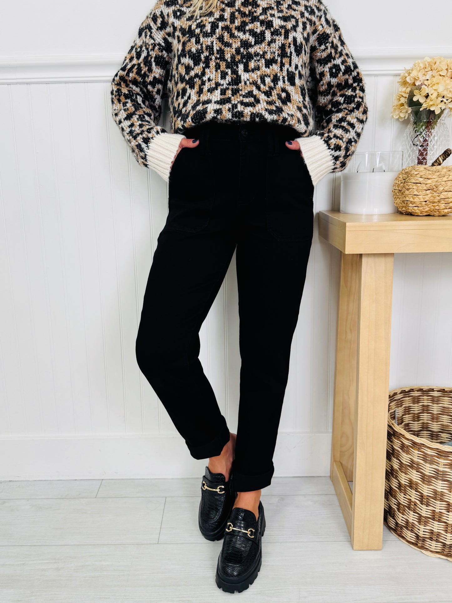 Judy Blue Black On The Go Weekender Jeans