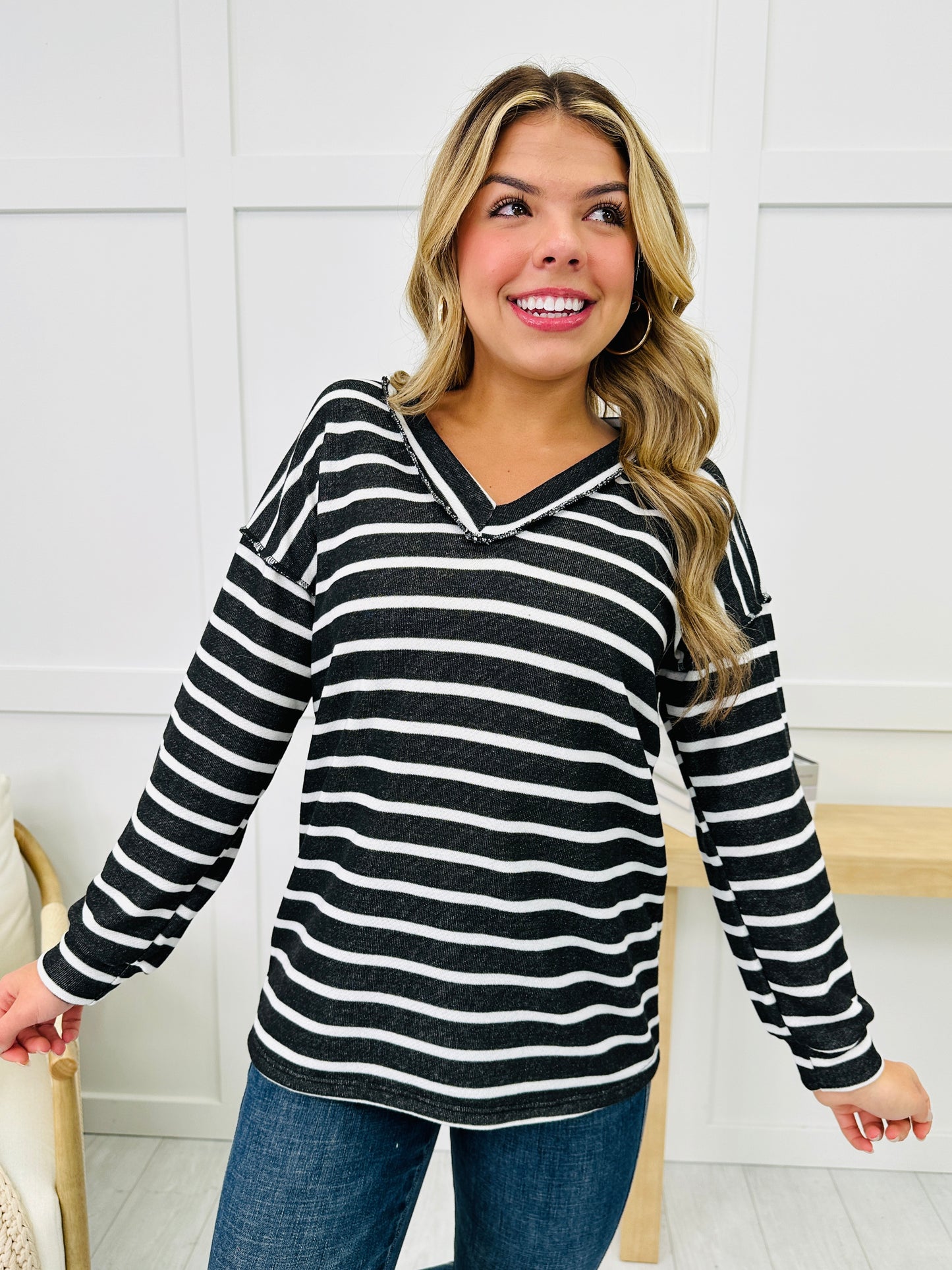 REG/CURVY Stripe the Day Away Top