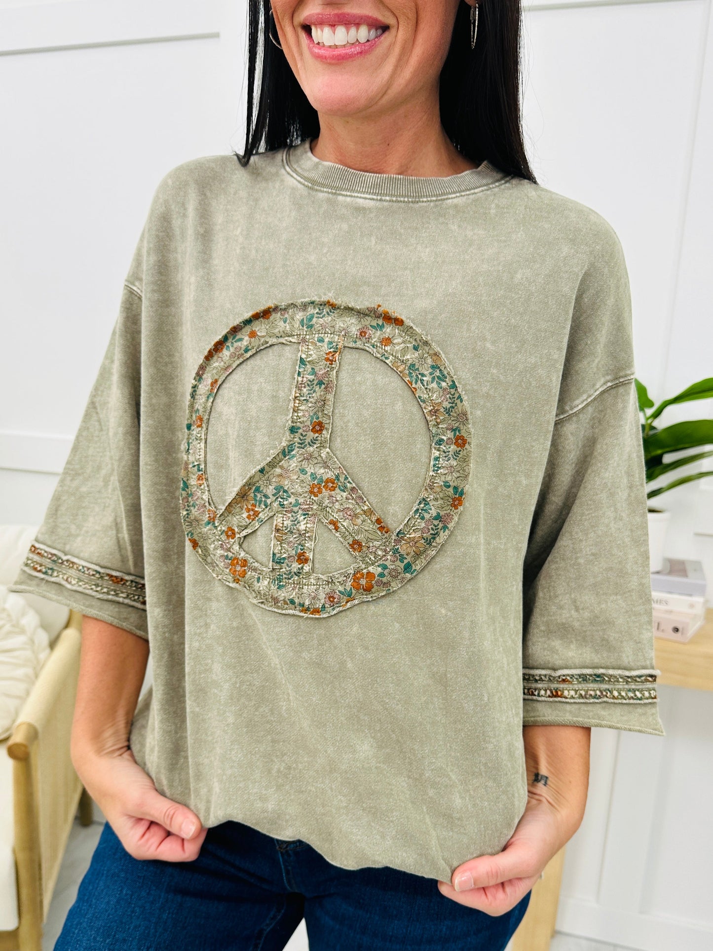 Peace Begins With A Smile Pullover- Multiple Colors!