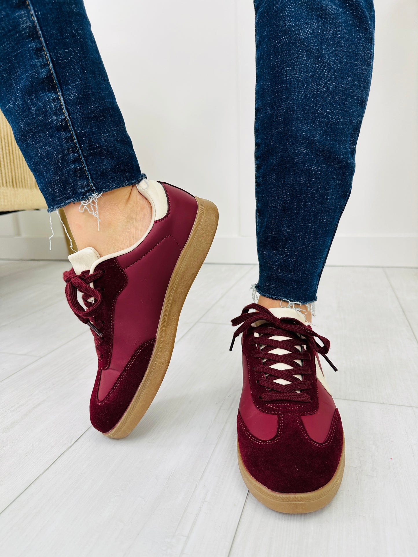 The Classic Step Shoes In Wine