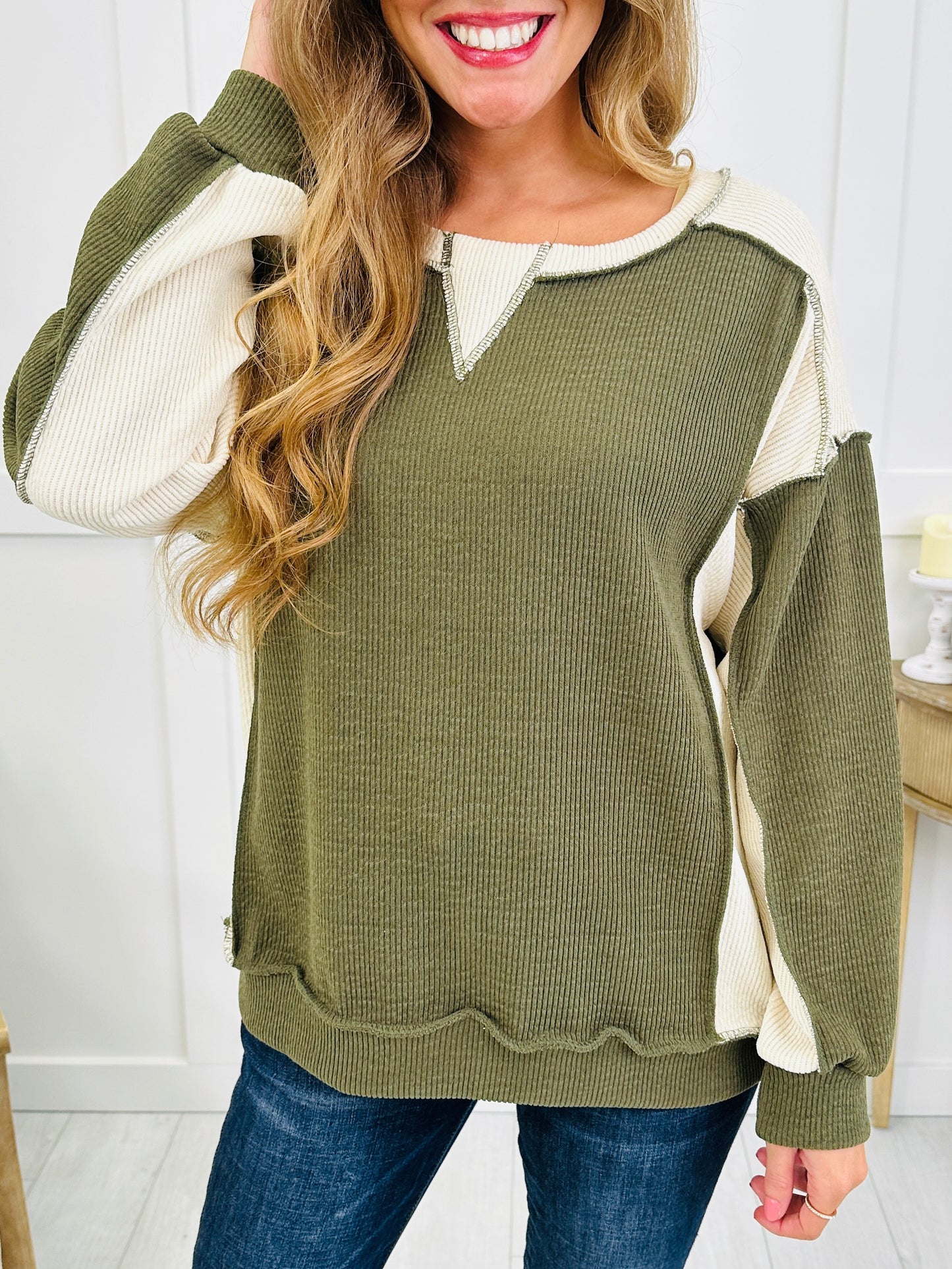 Café Cozy Sweatshirt In Olive