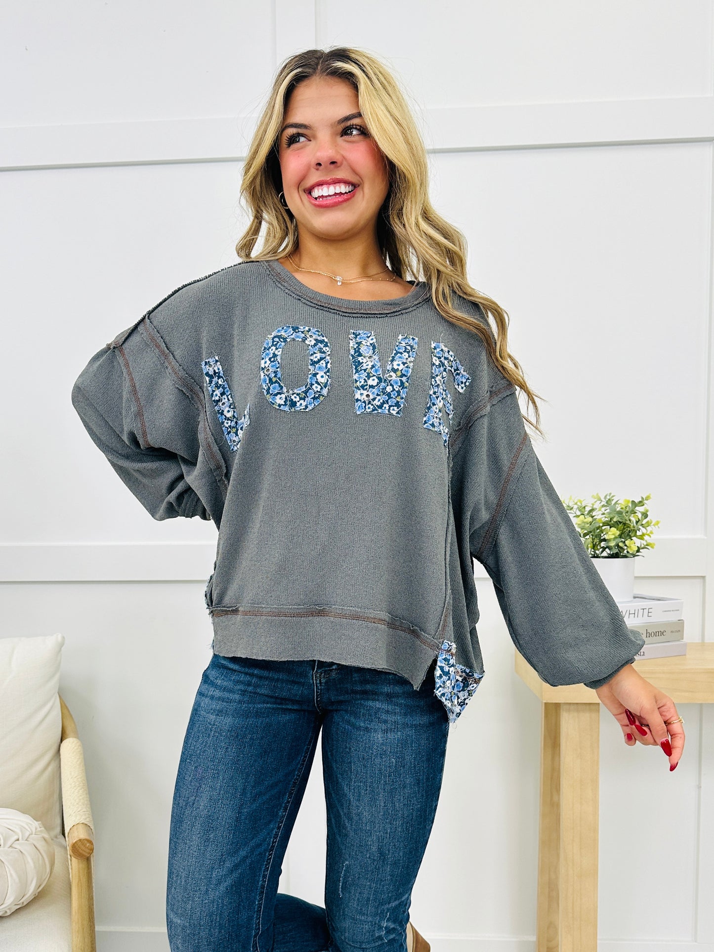 Heartfelt Petals Pullover In Charcoal