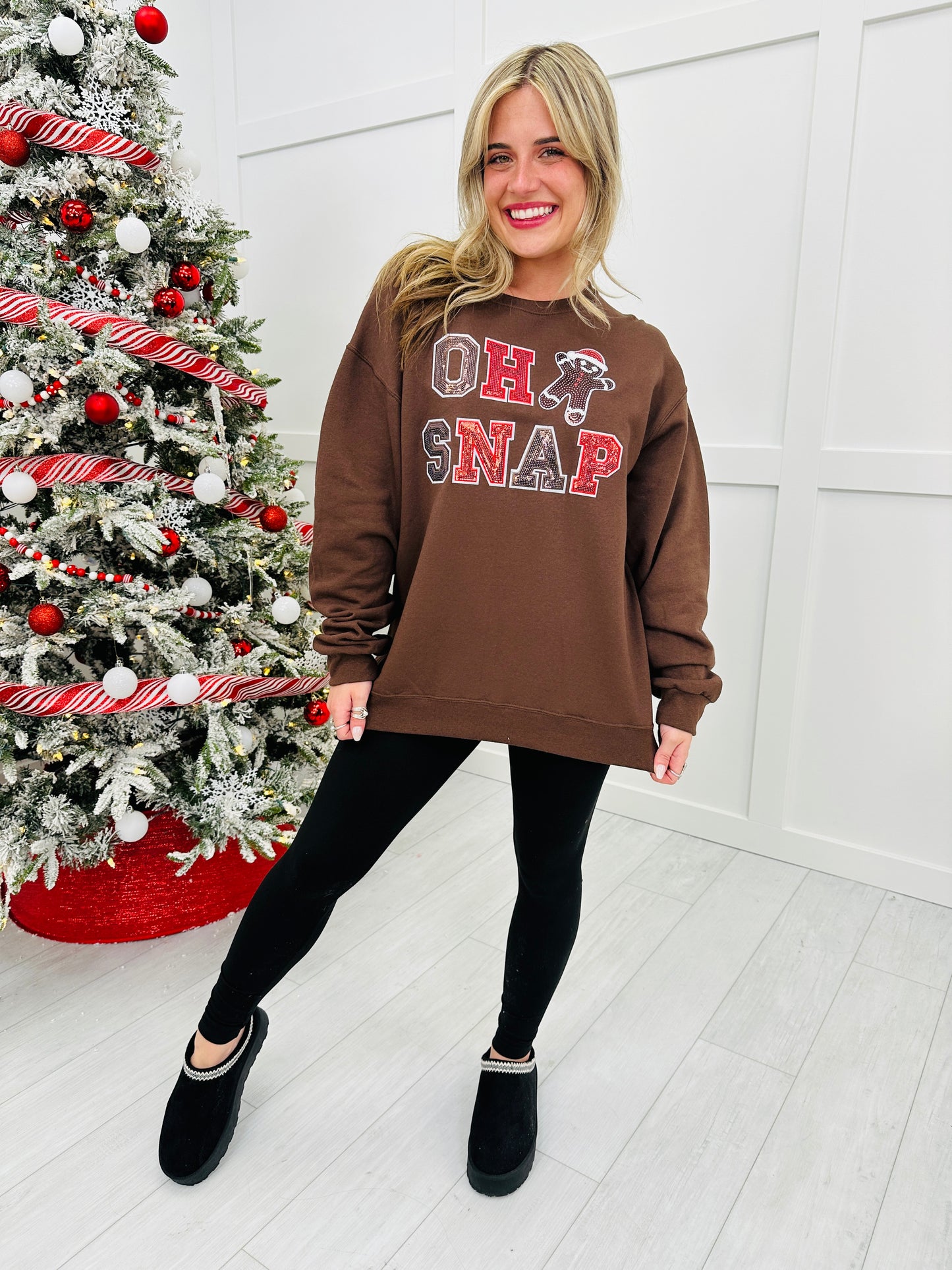 REG/CURVY Gingerbread Snap Attack Graphic Sweatshirt