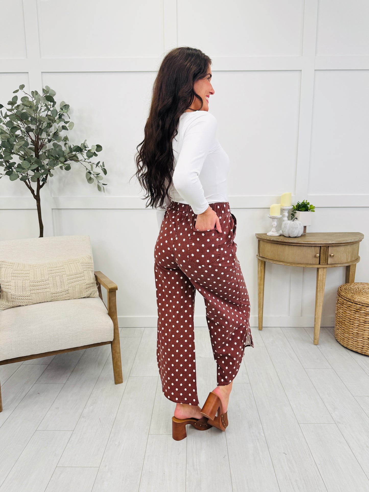 Easy Roamer Pants In Mocha Dots