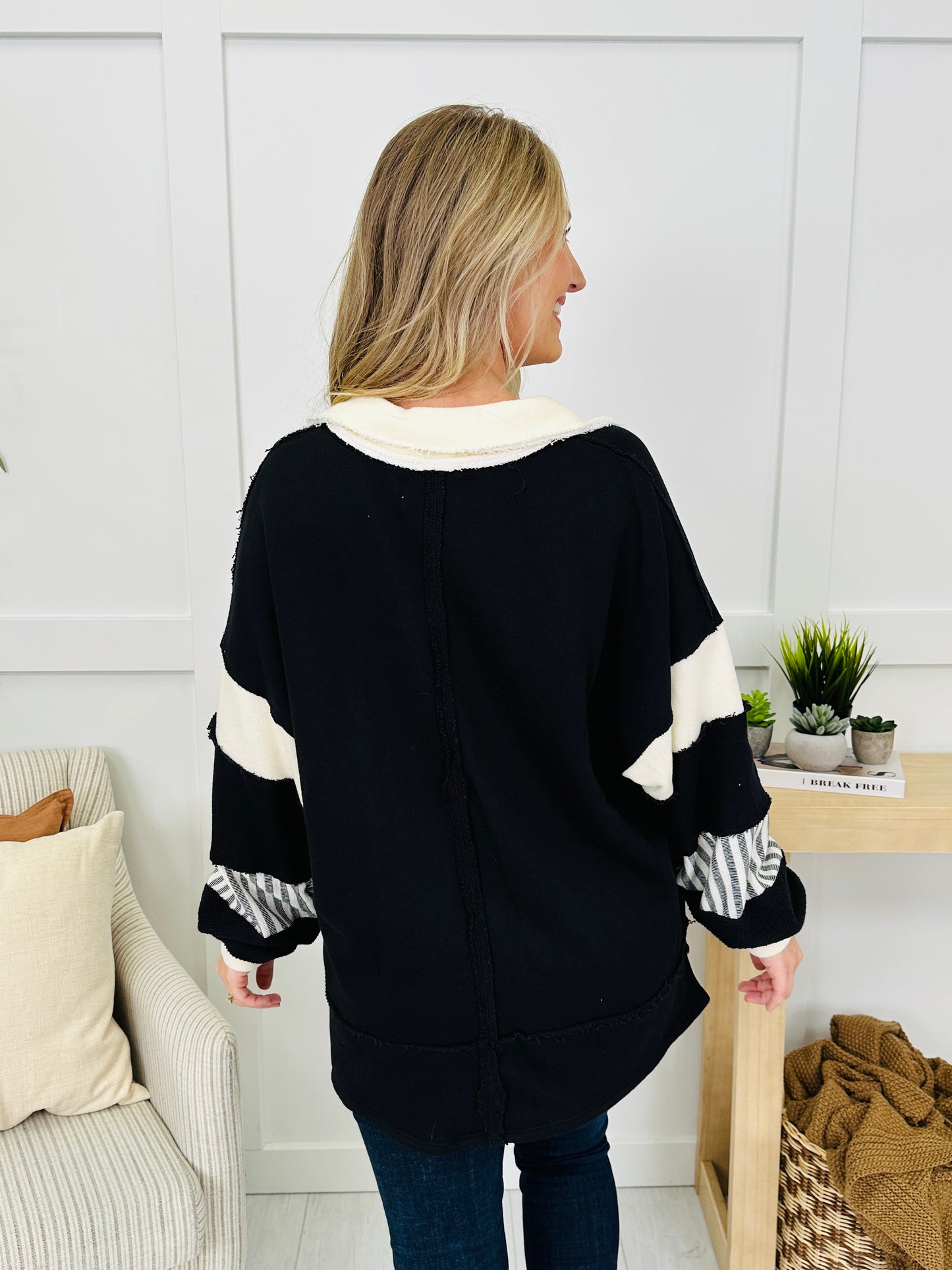 Retro Clash Top In Black Ivory