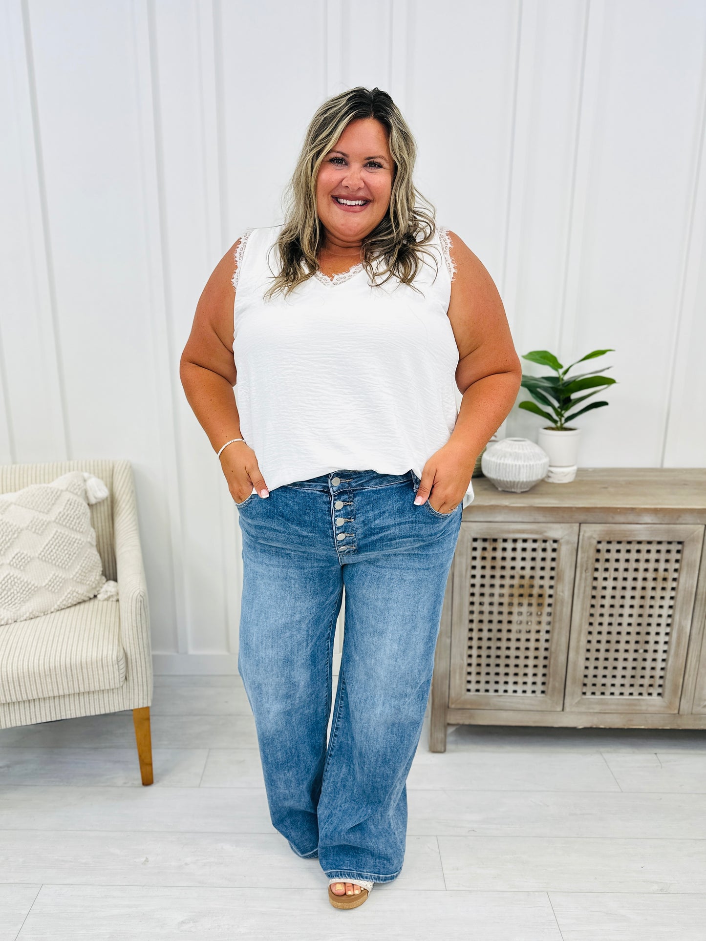 Risen Pushing My Buttons Wide Leg Jeans in Reg/Curvy