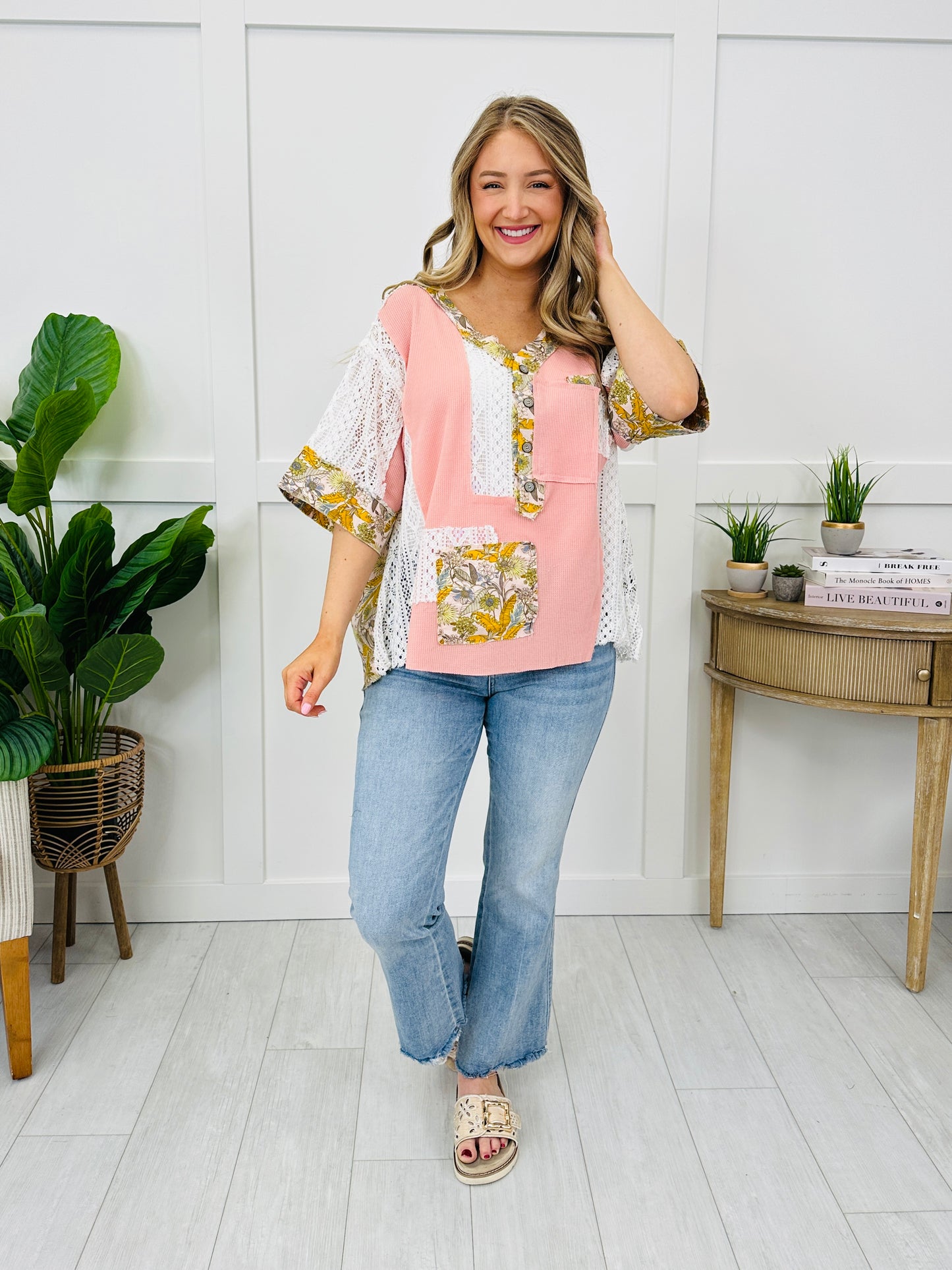 Wandering Mind Top in Salmon Pink