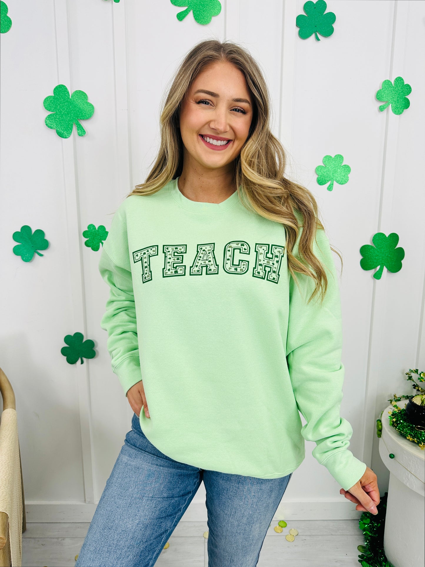 Teach with Clovers Graphic Crewneck Sweatshirt