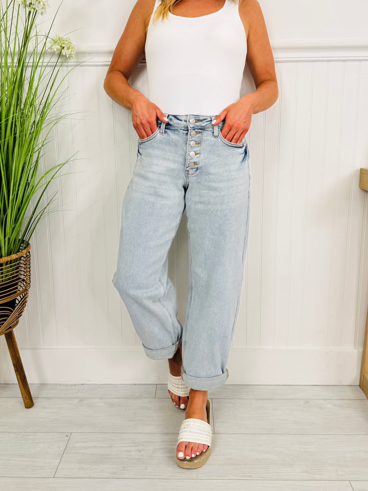 Judy Blue Everyday Style Slim Barrel Jeans