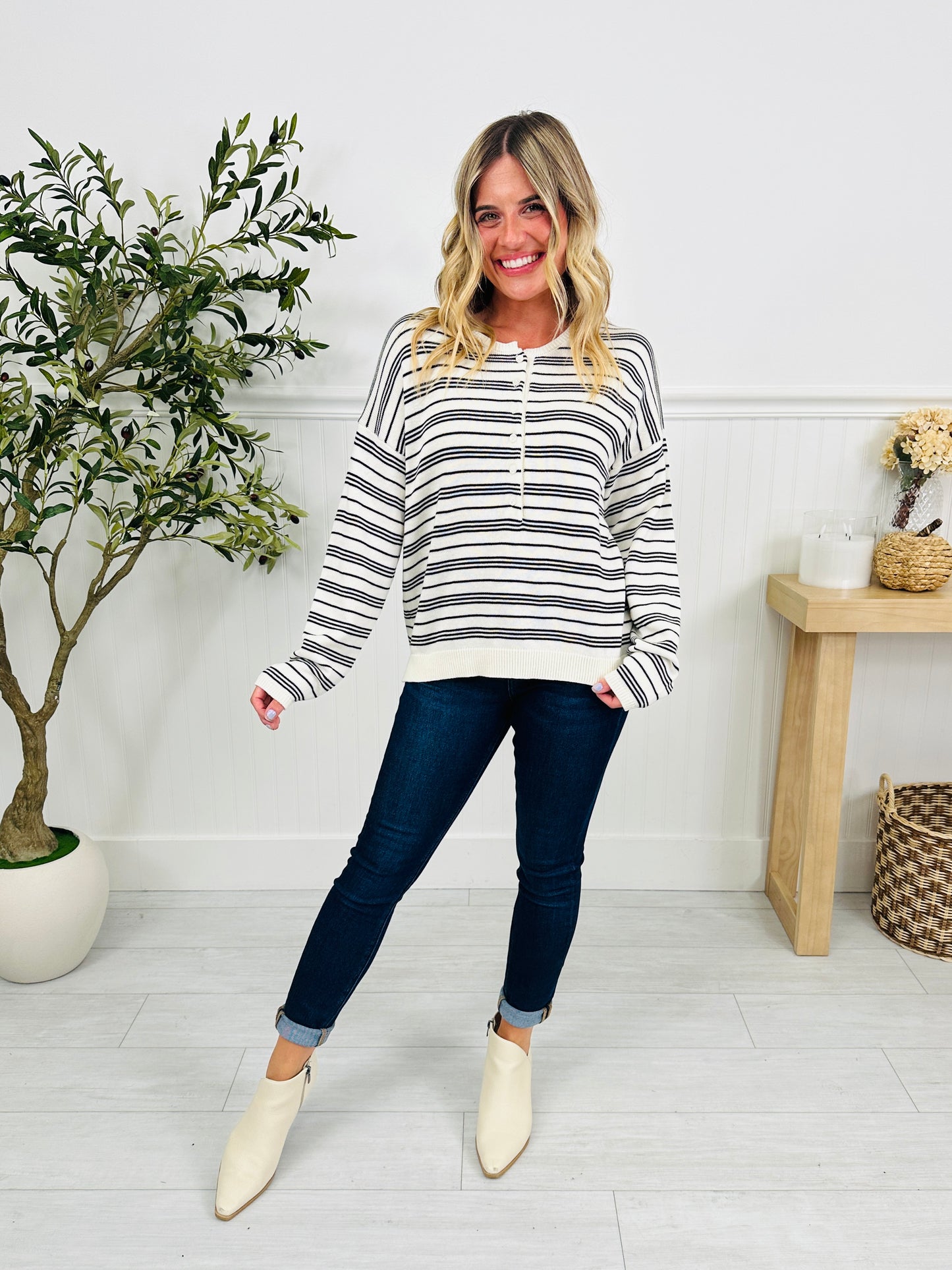 Fine Line Top In Cream