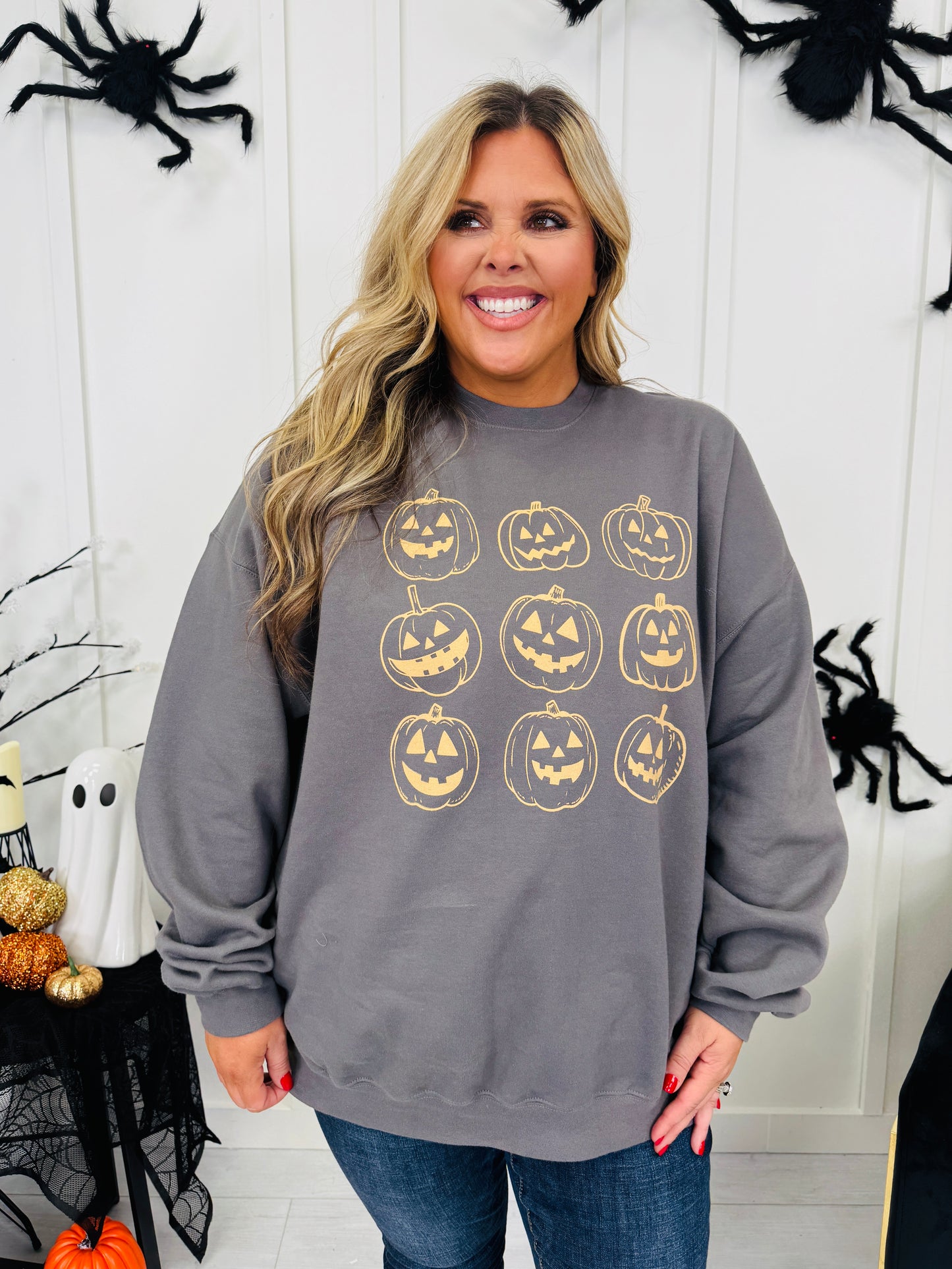 Jack O Lanterns Graphic Crewneck Sweatshirt