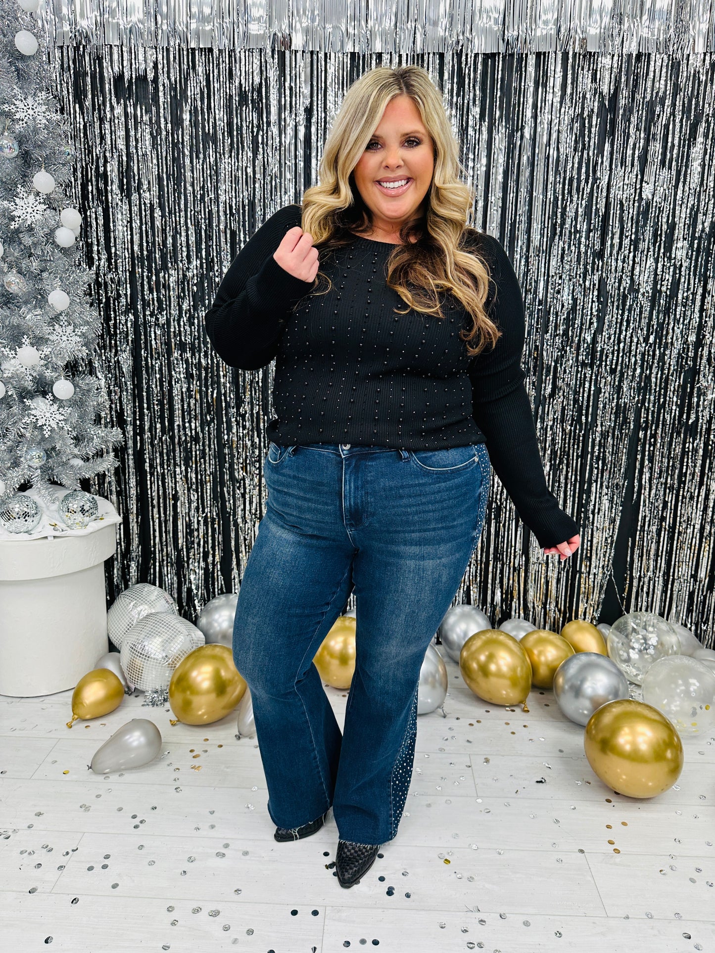 Judy Blue Dazzle Me Rhinestone Flare Jeans in Reg/Curvy