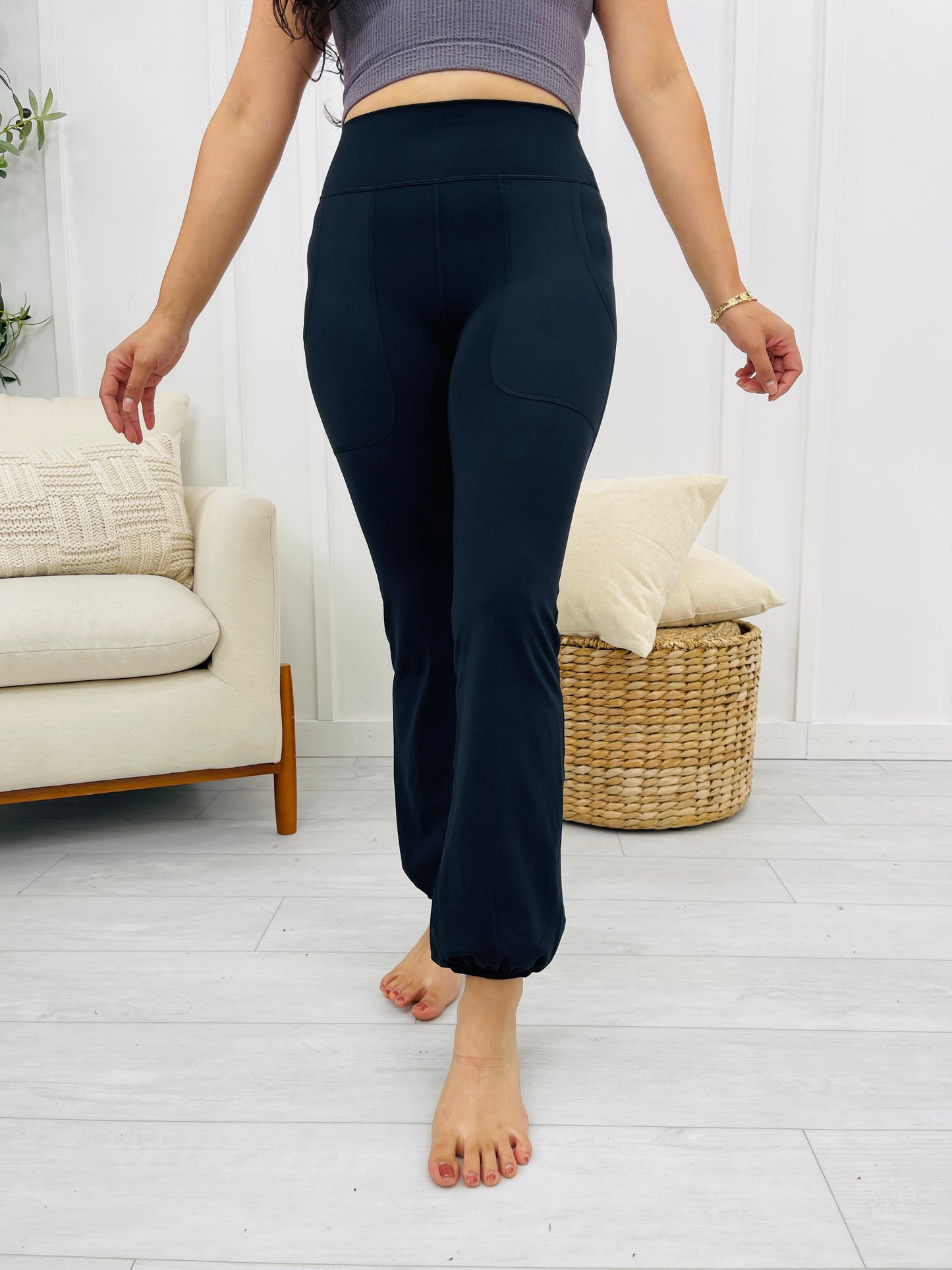 REG/CURVY Urban Flow Leggings- Multiple Colors!