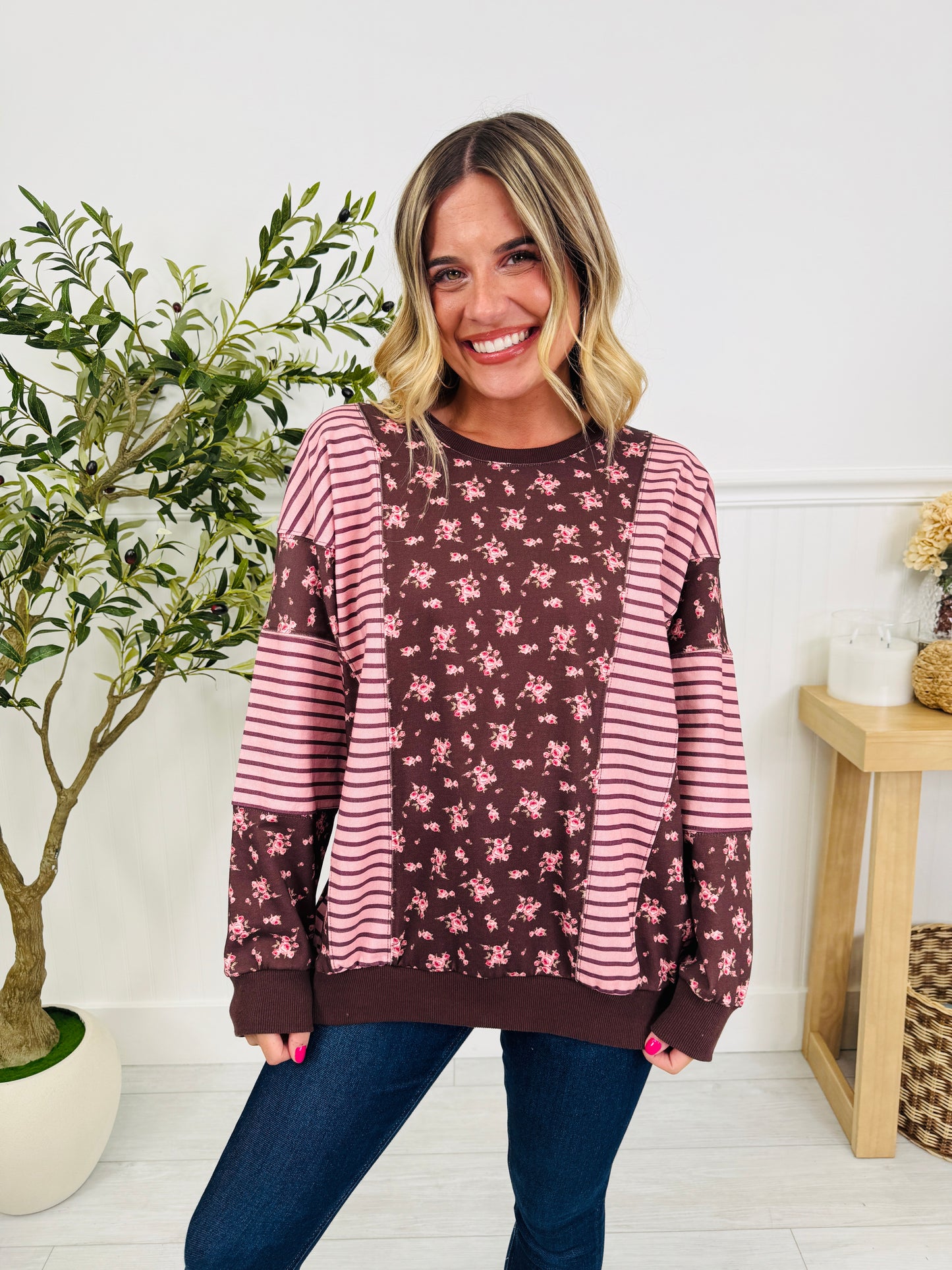 Blooming Beauty Pullover In Brown