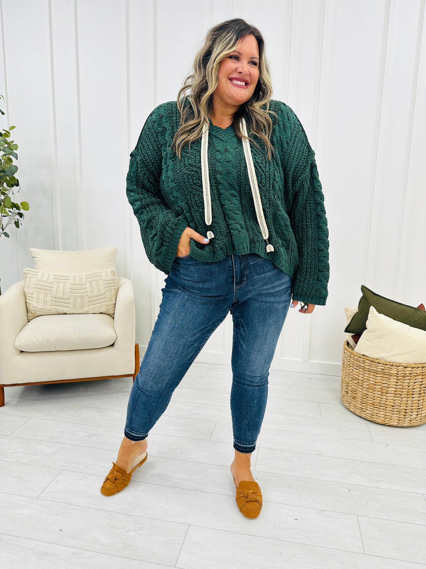 REG/CURVY It's Fall Y'all Hooded Sweater--Multiple Colors!