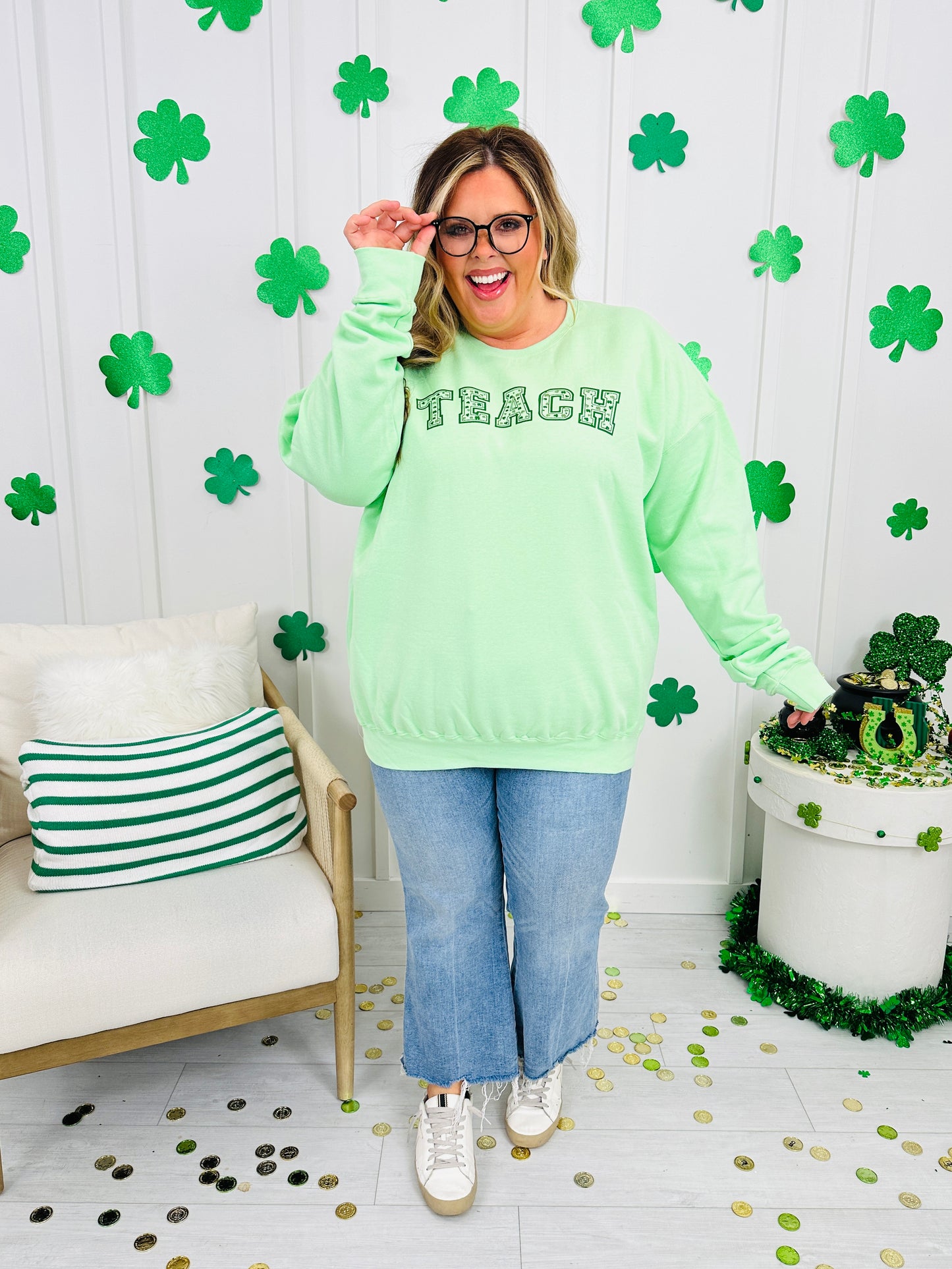Teach with Clovers Graphic Crewneck Sweatshirt