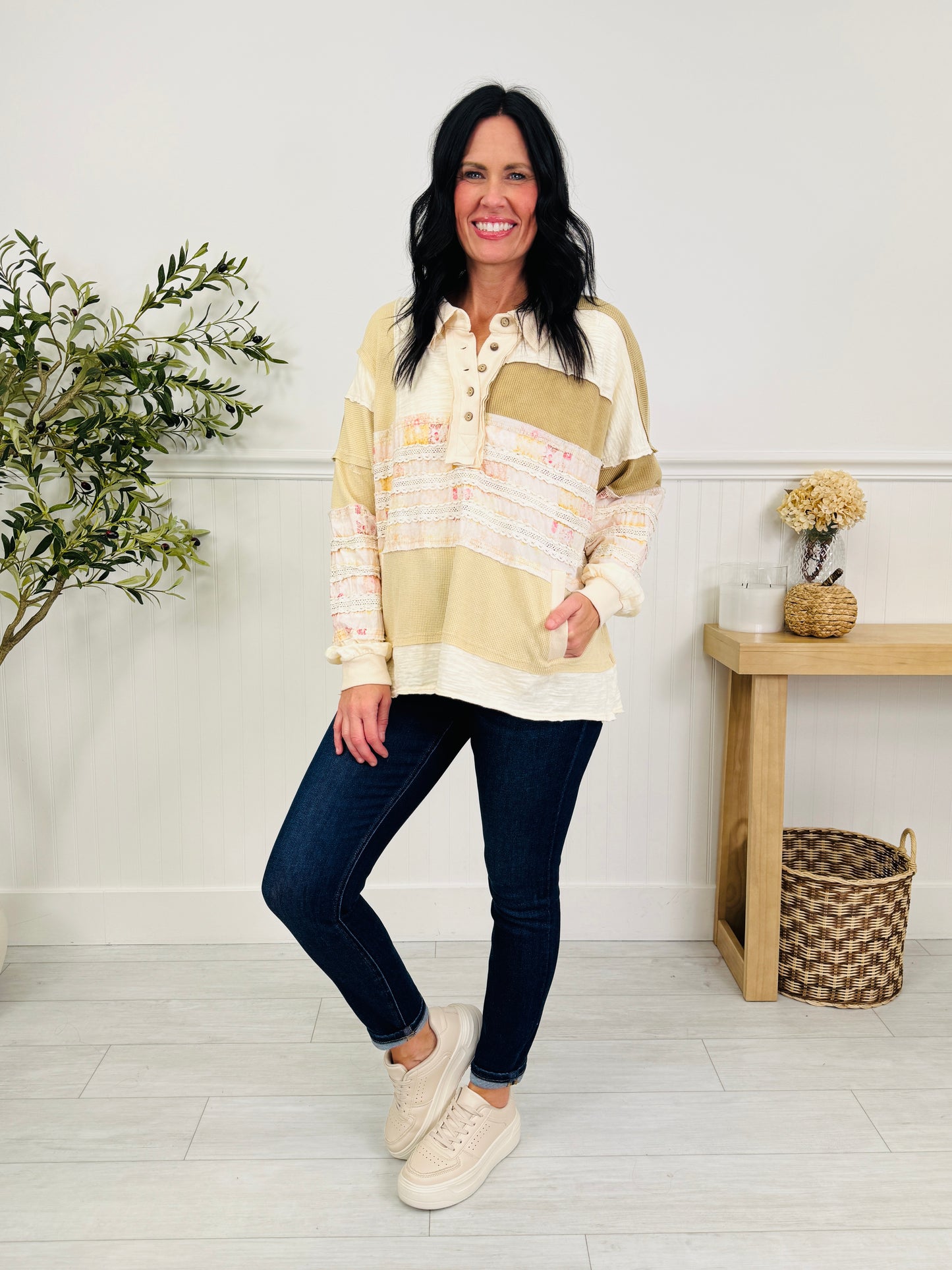 Southern Charm Top In Natural