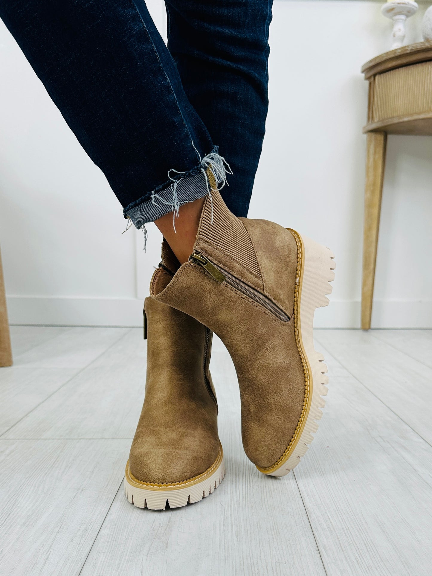 Metro Moment Boots In Taupe