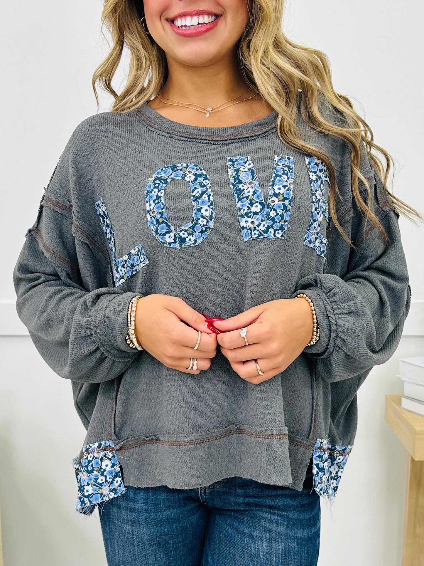 Heartfelt Petals Pullover In Charcoal